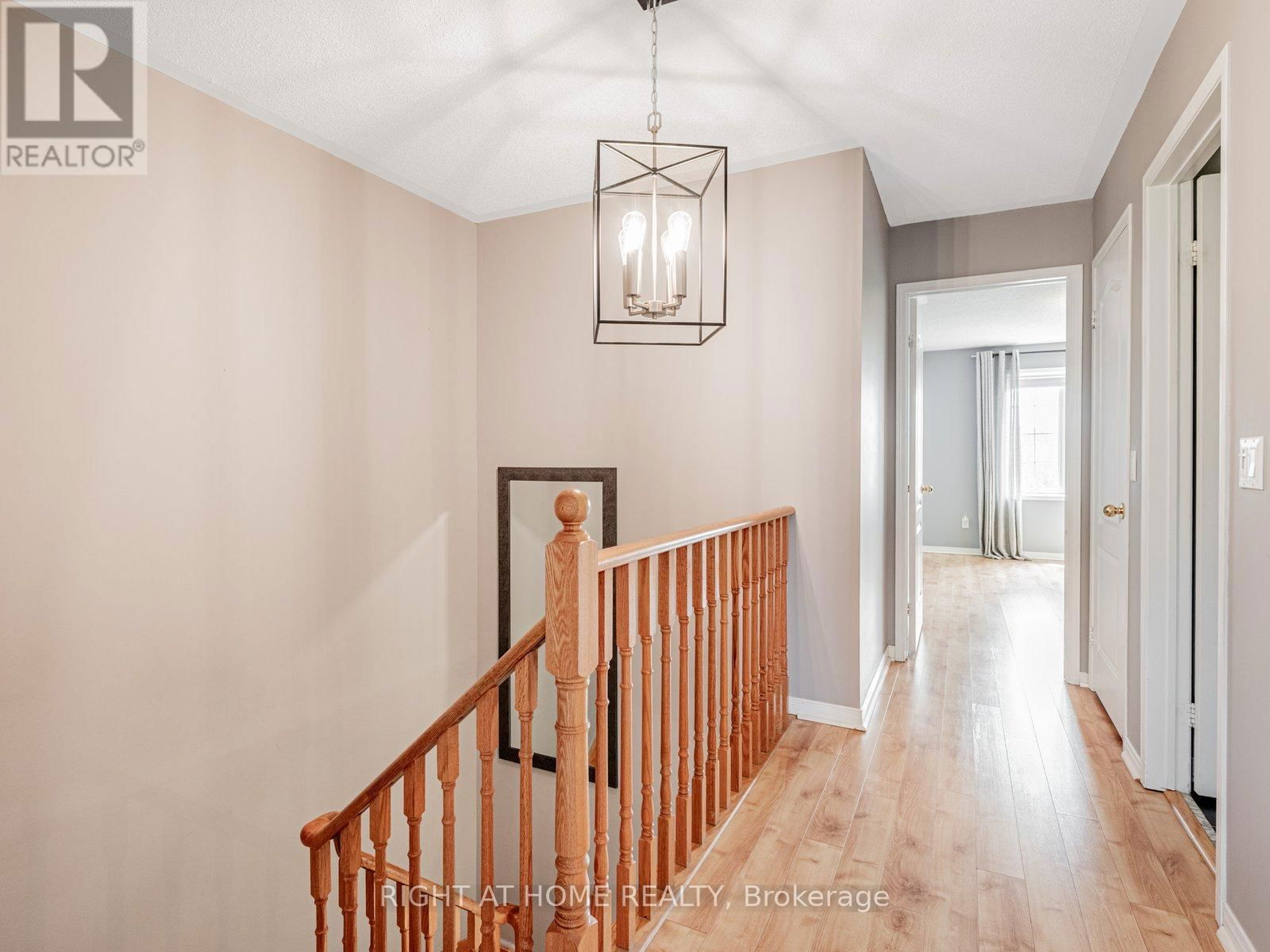 32 MILLCLIFF CIRCLE Image 13