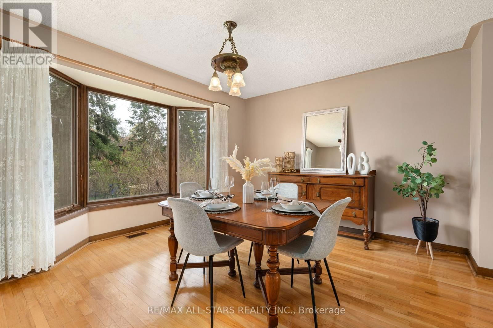145 PEMBERTON ROAD Image 10
