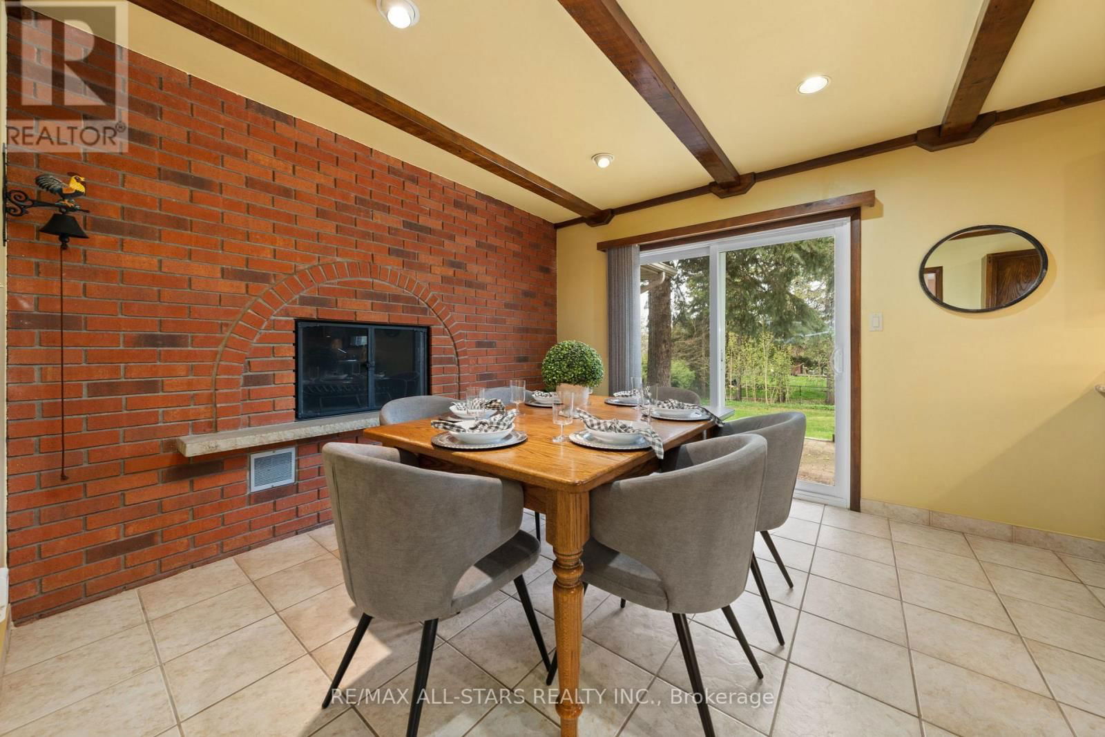 145 PEMBERTON ROAD Image 12