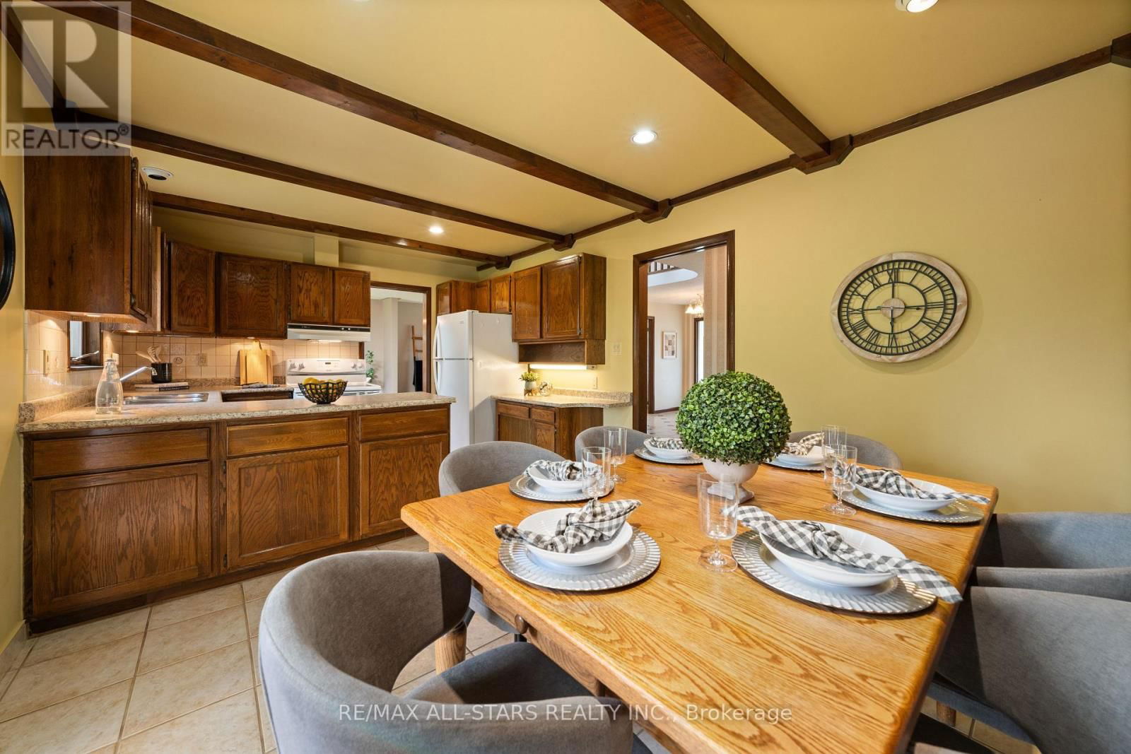 145 PEMBERTON ROAD Image 13