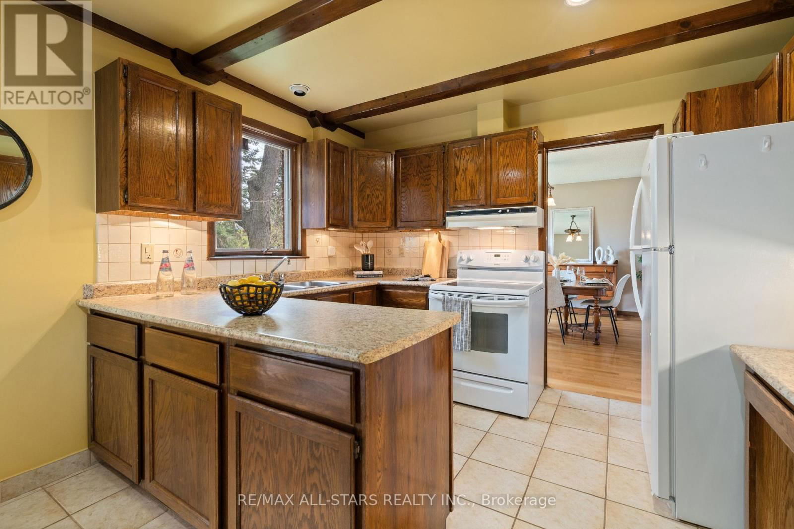 145 PEMBERTON ROAD Image 14