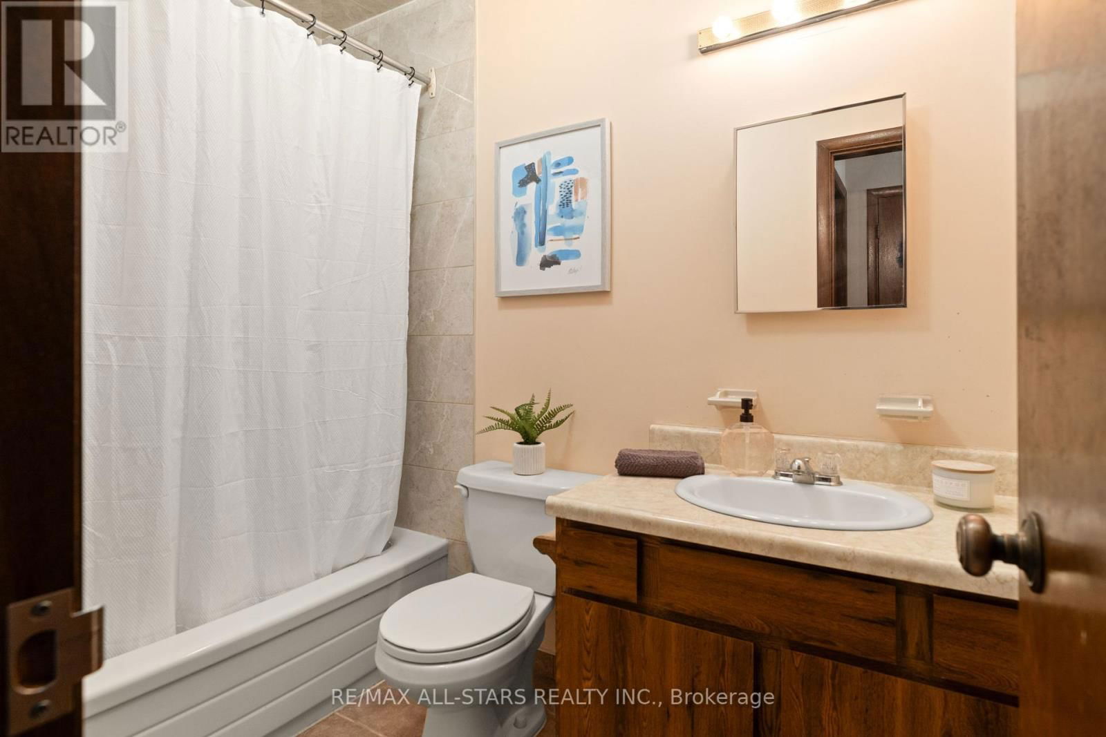 145 PEMBERTON ROAD Image 23