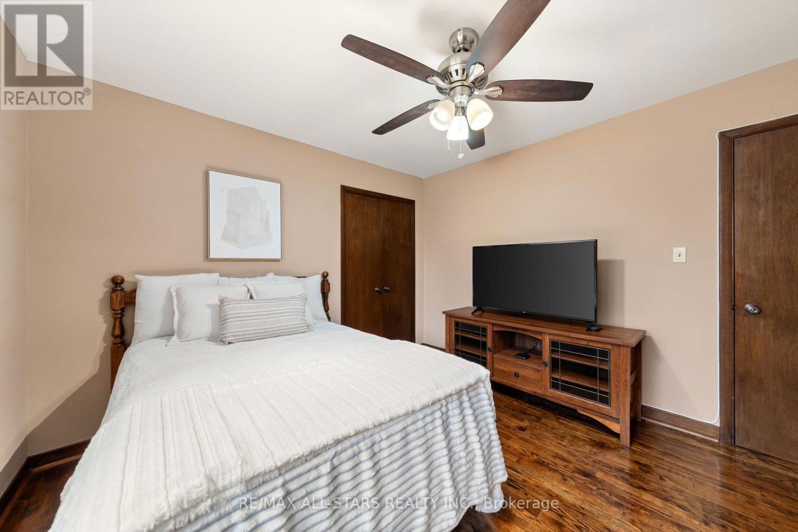 145 PEMBERTON ROAD Image 33