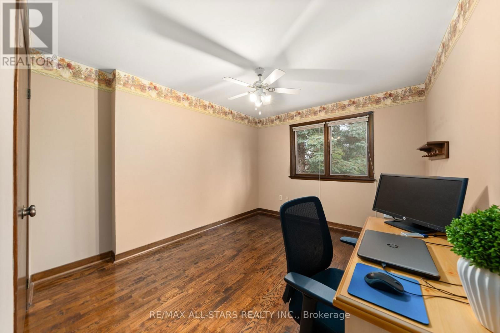145 PEMBERTON ROAD Image 34