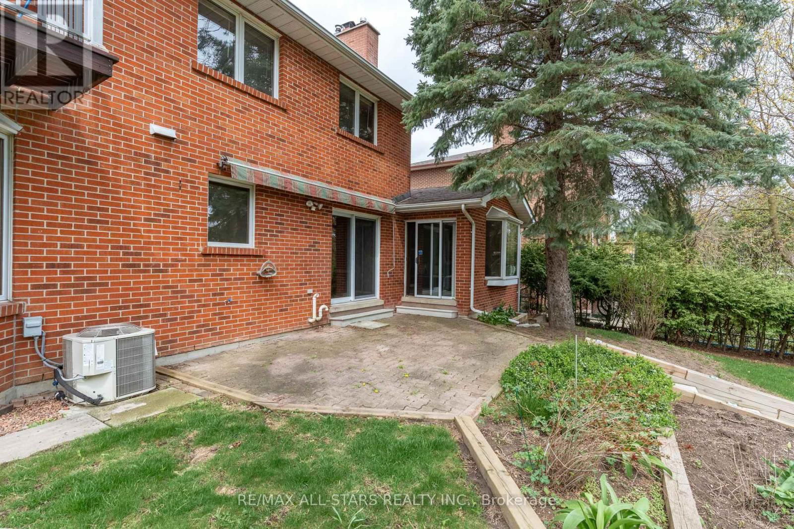 145 PEMBERTON ROAD Image 42
