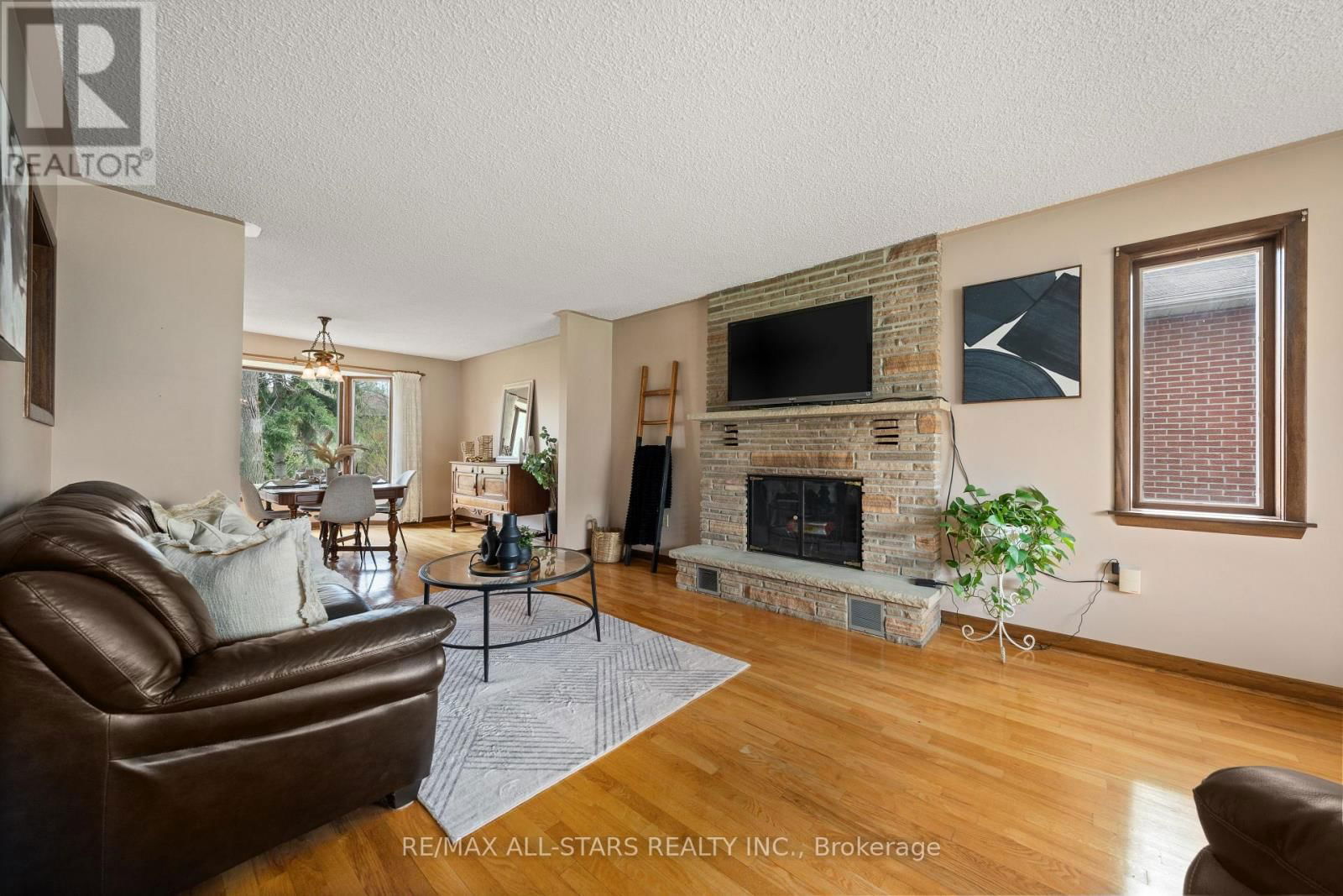 145 PEMBERTON ROAD Image 6