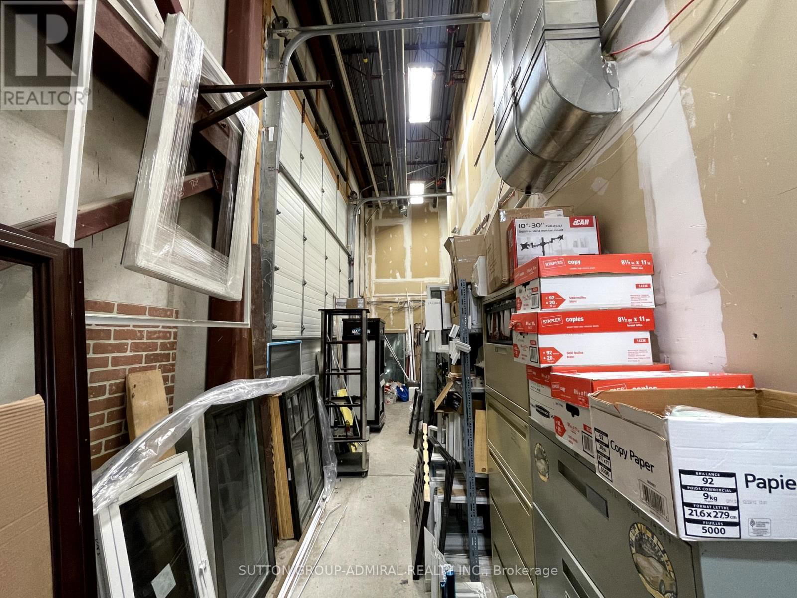18 - 201 MILLWAY AVENUE Image 13