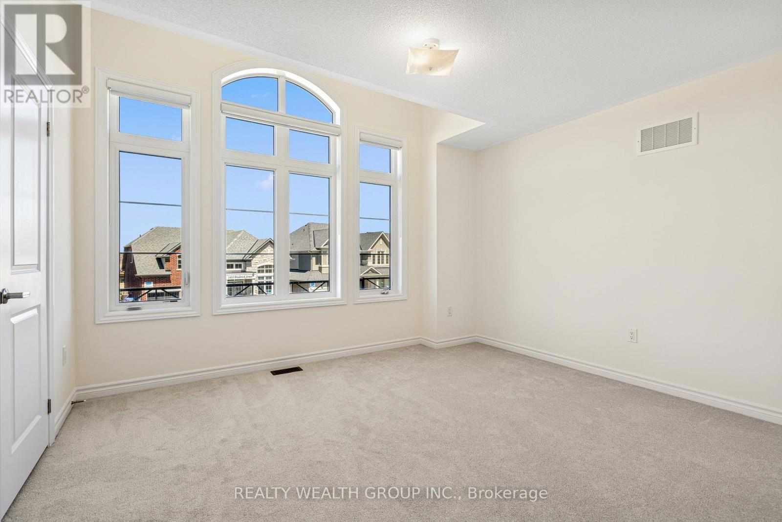 1422 BRODERICK STREET Image 18