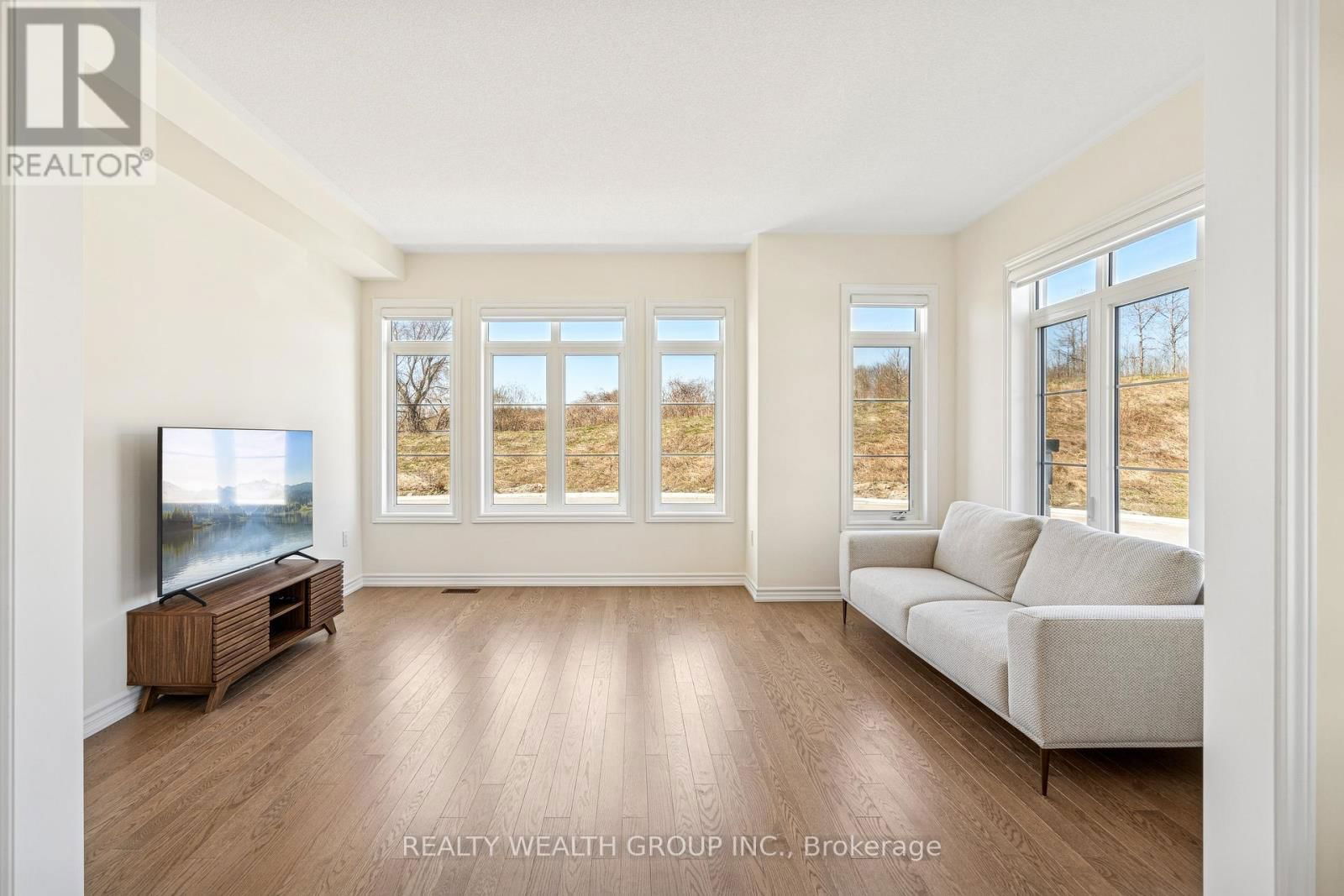 1422 BRODERICK STREET Image 6