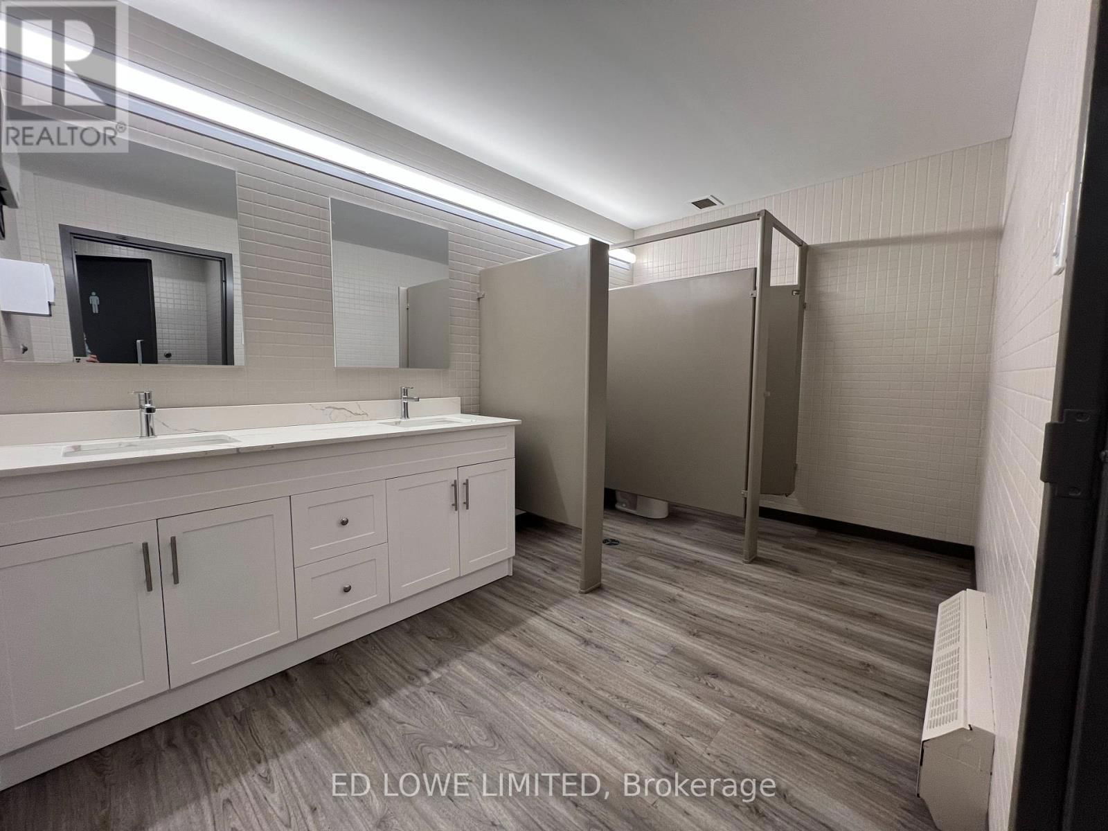2B - 130 ESNA PARK DRIVE Image 12