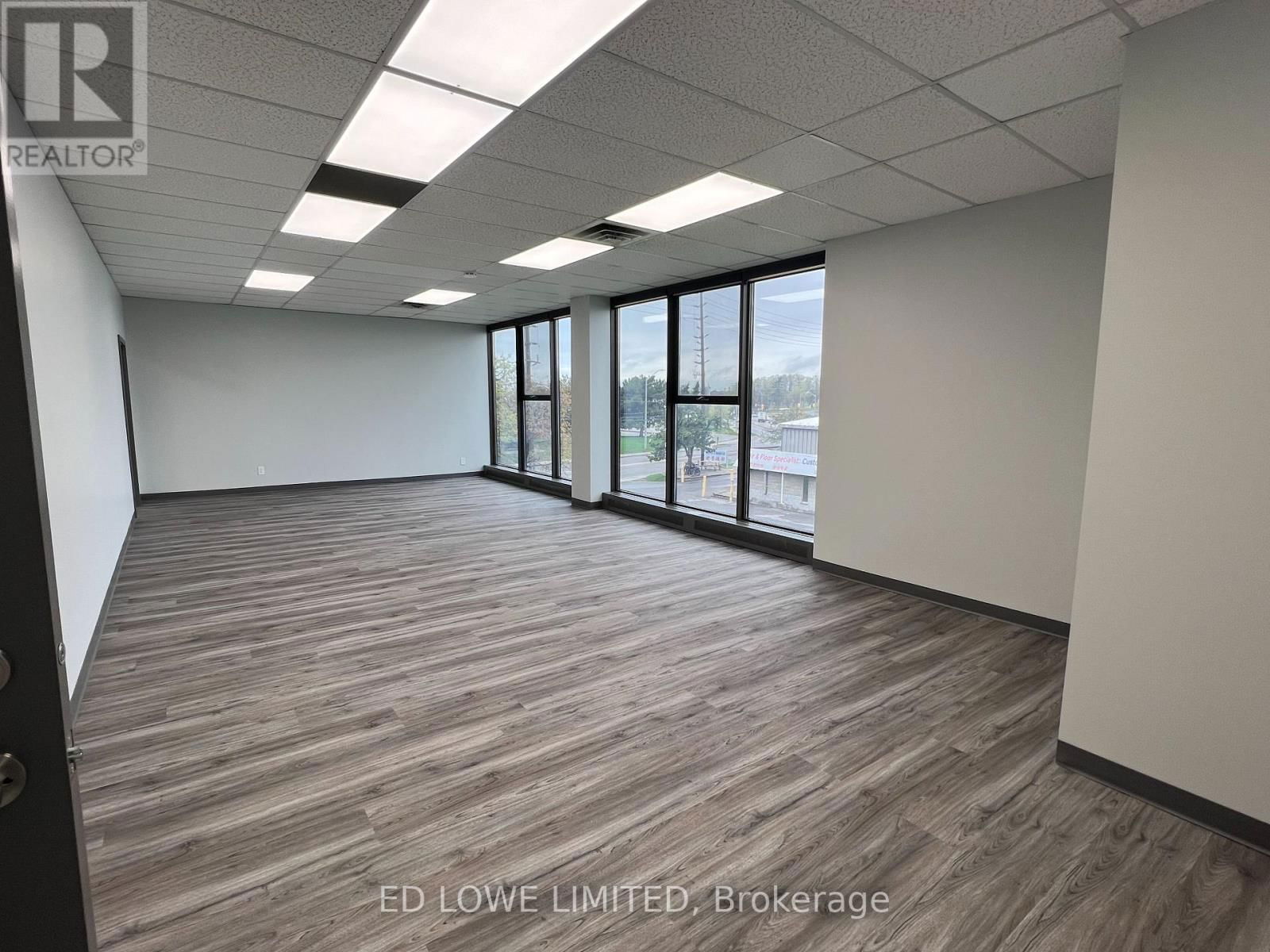 2B - 130 ESNA PARK DRIVE Image 16