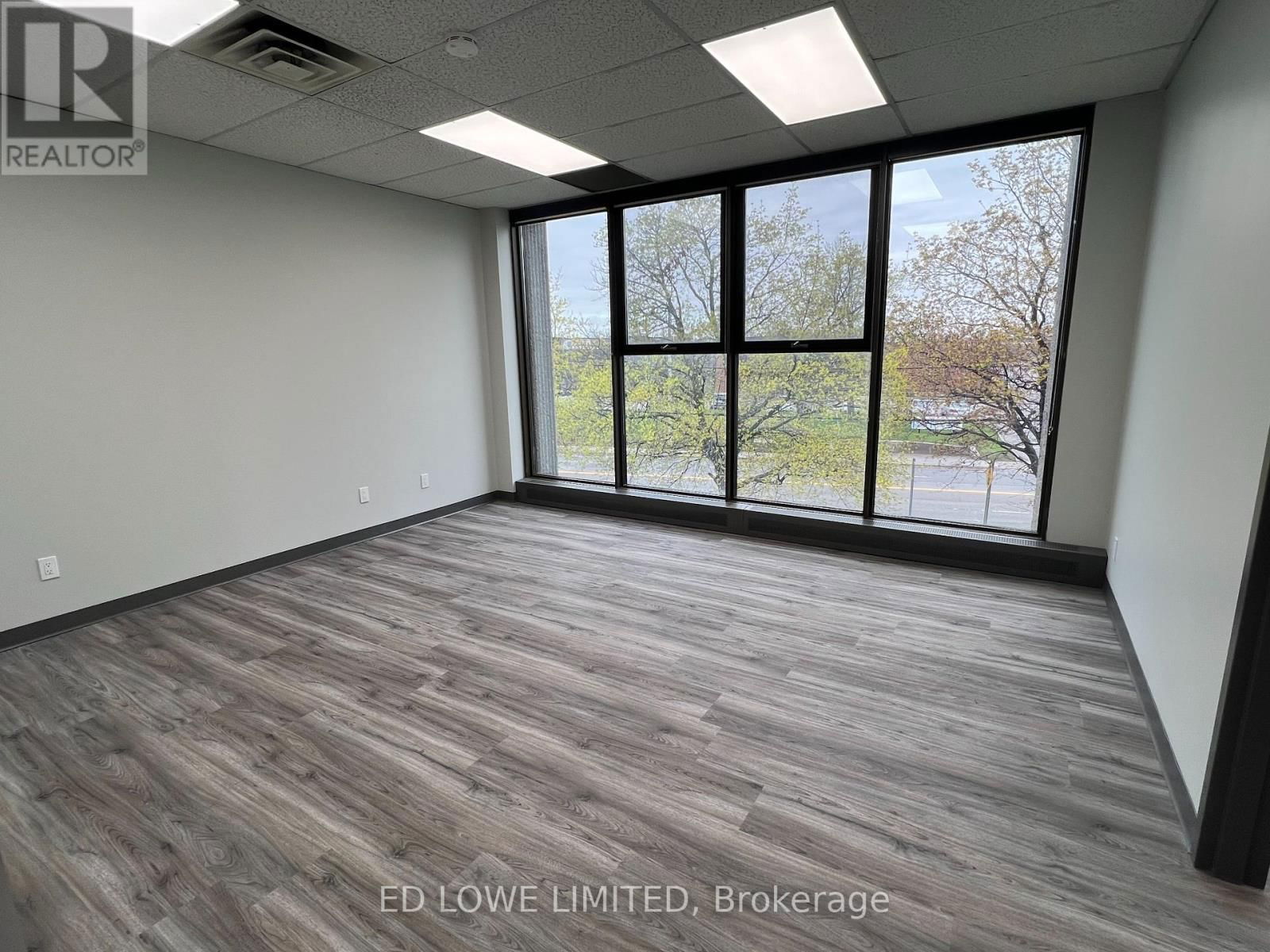 2B - 130 ESNA PARK DRIVE Image 17