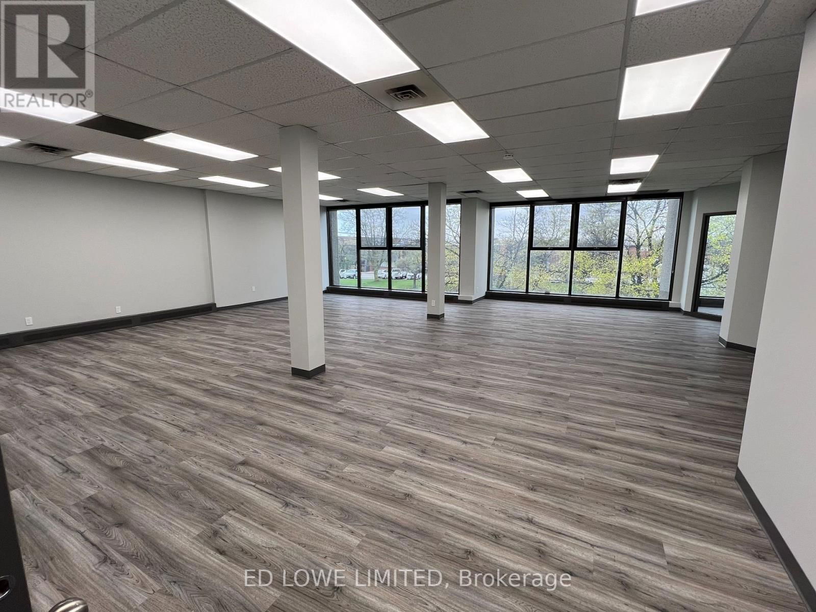 2B - 130 ESNA PARK DRIVE Image 4