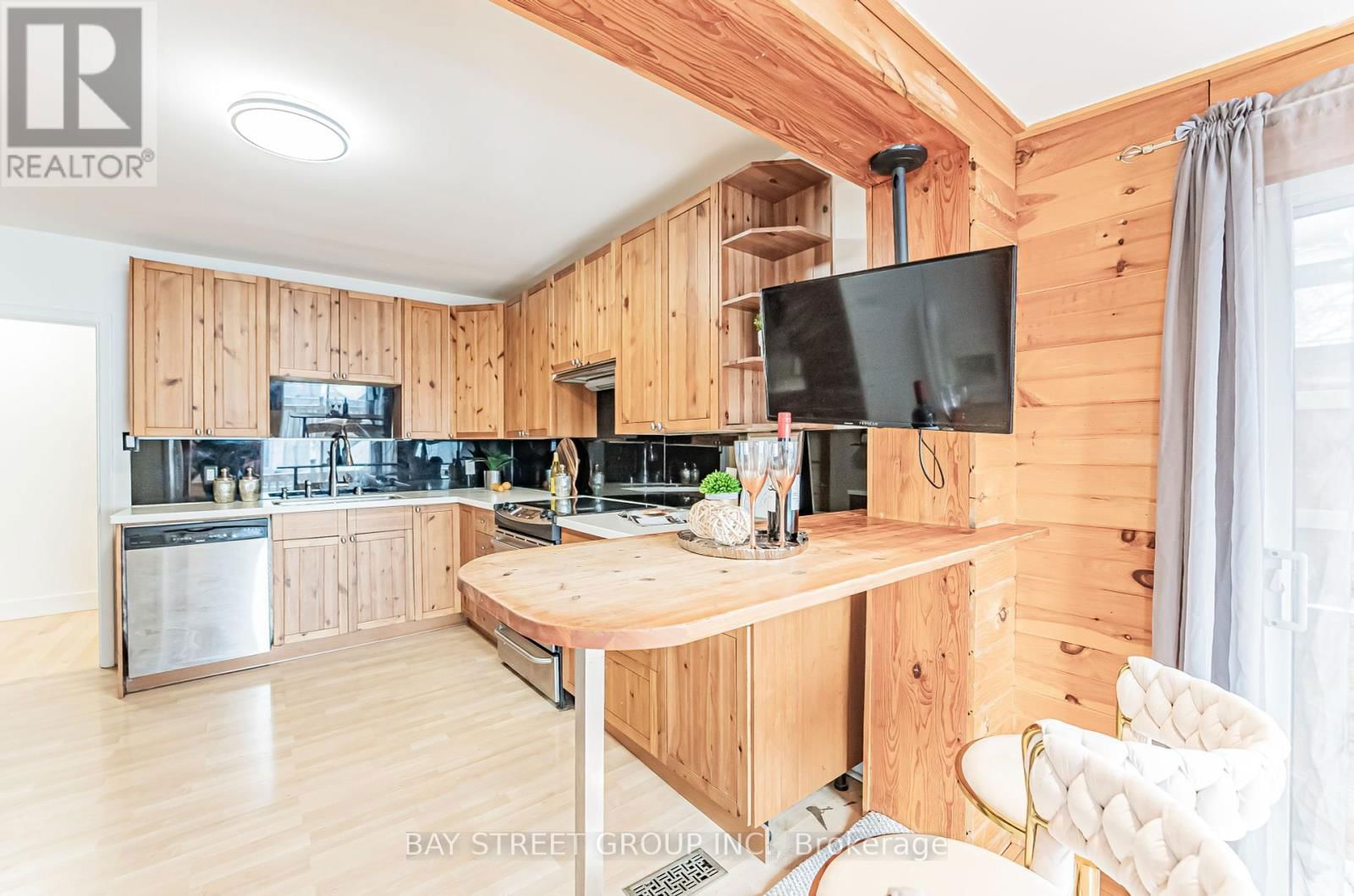 352 TAYLOR MILLS DRIVE NORTH Image 17