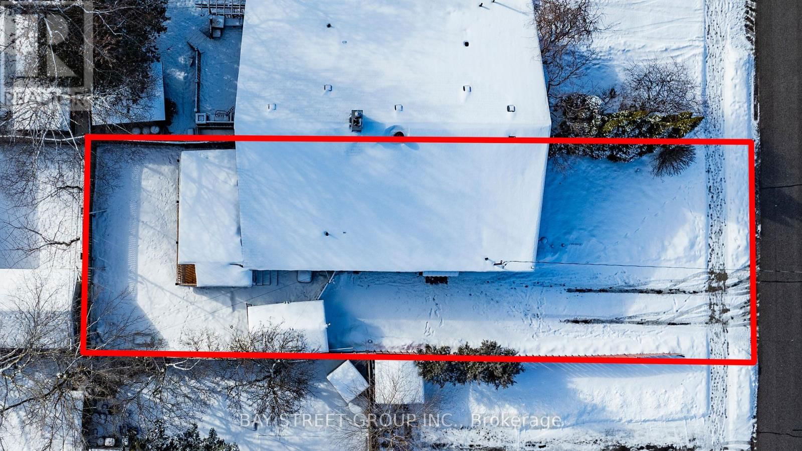 352 TAYLOR MILLS DRIVE NORTH Image 37