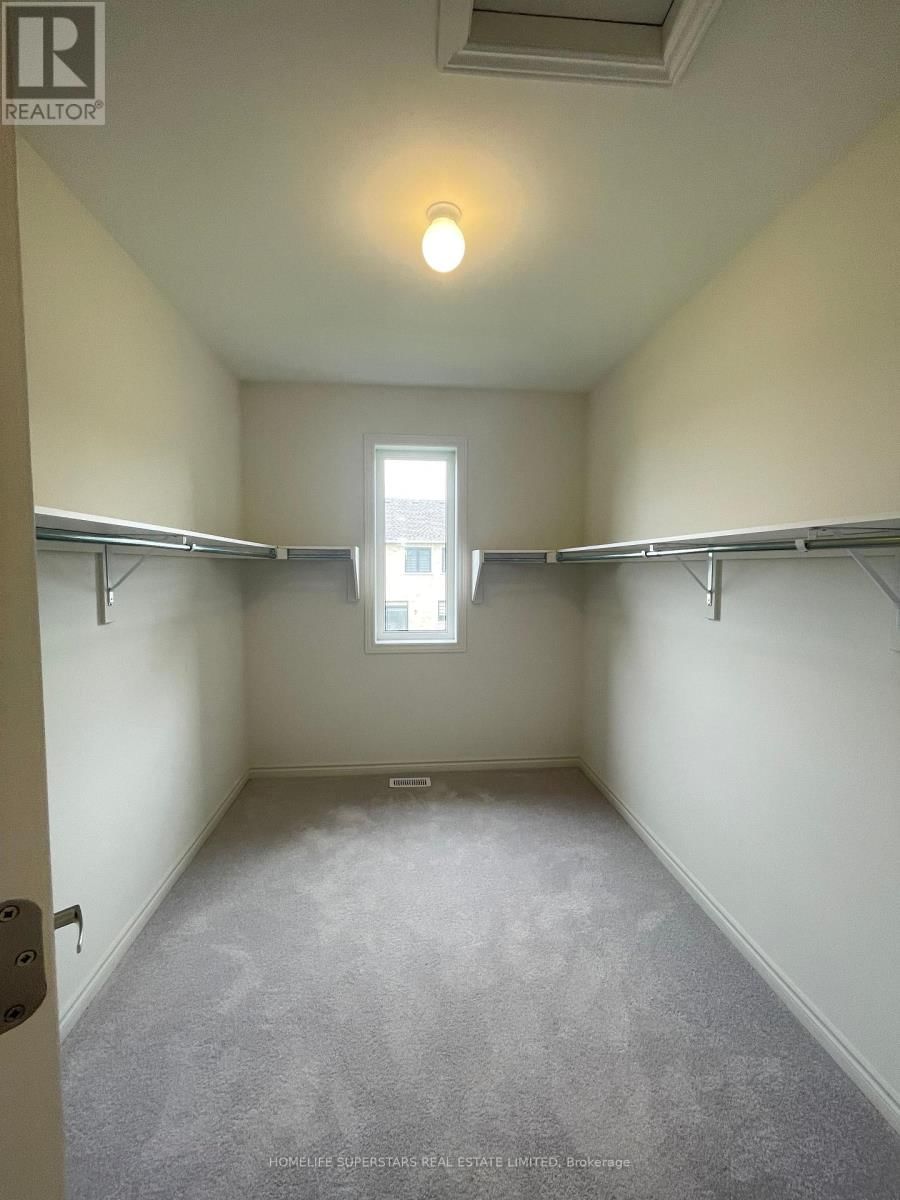 17 BELLFLOWER CRESCENT Image 23