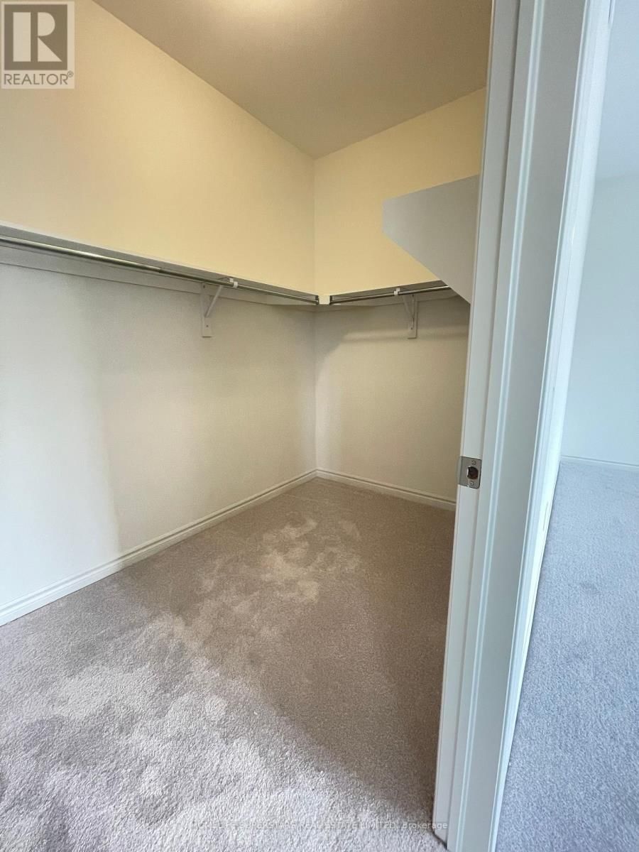 17 BELLFLOWER CRESCENT Image 25