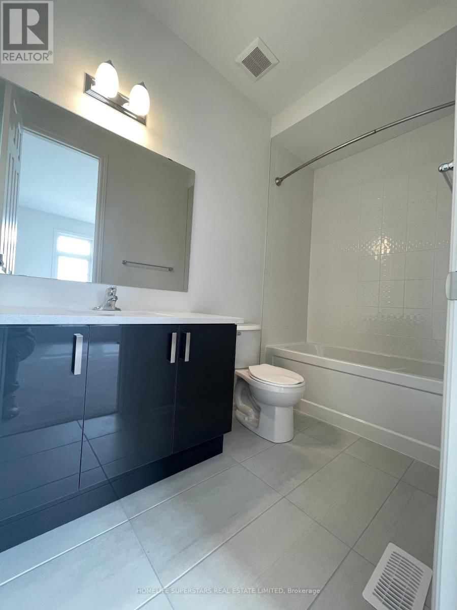 17 BELLFLOWER CRESCENT Image 37