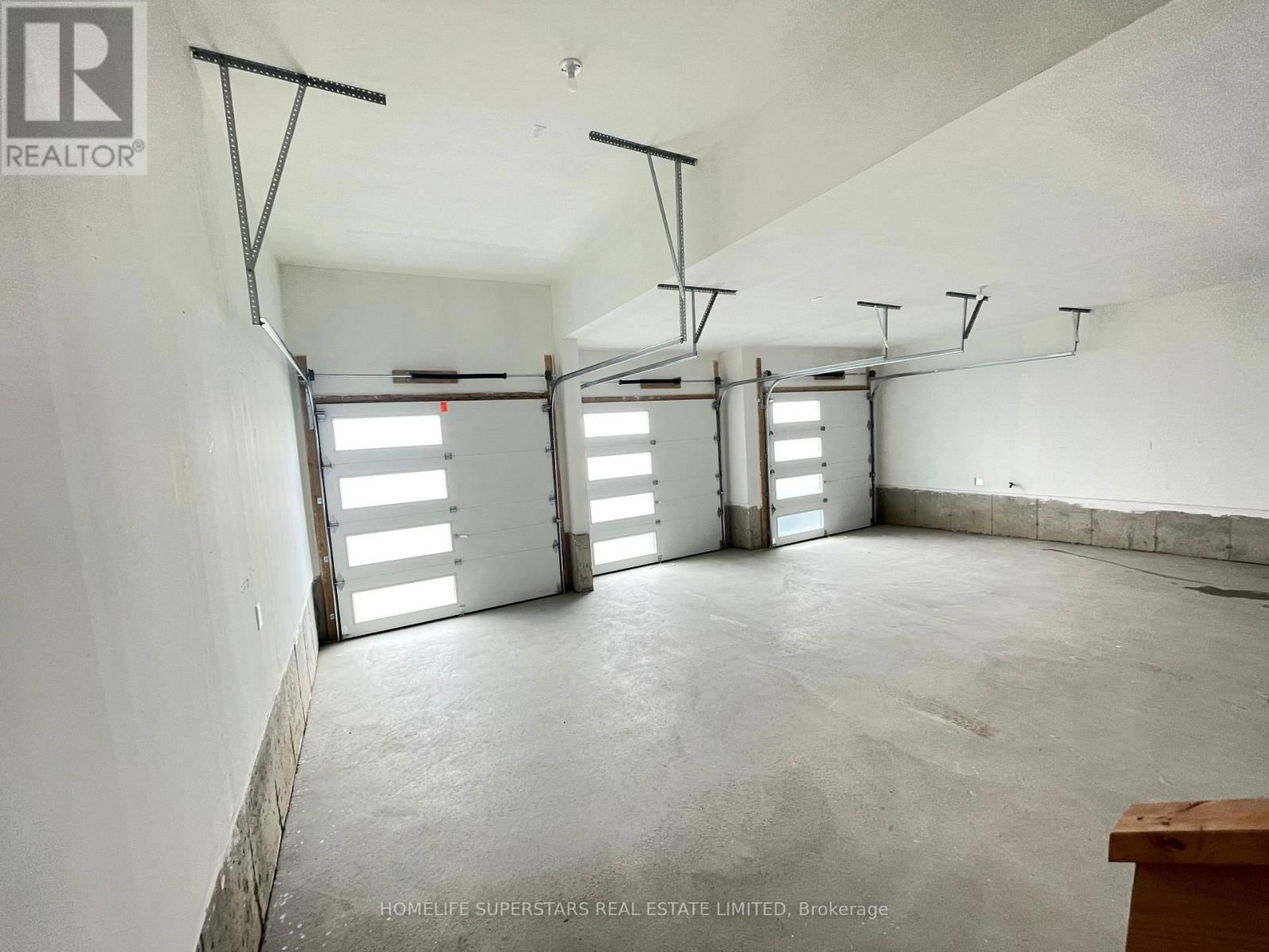 17 BELLFLOWER CRESCENT Image 39