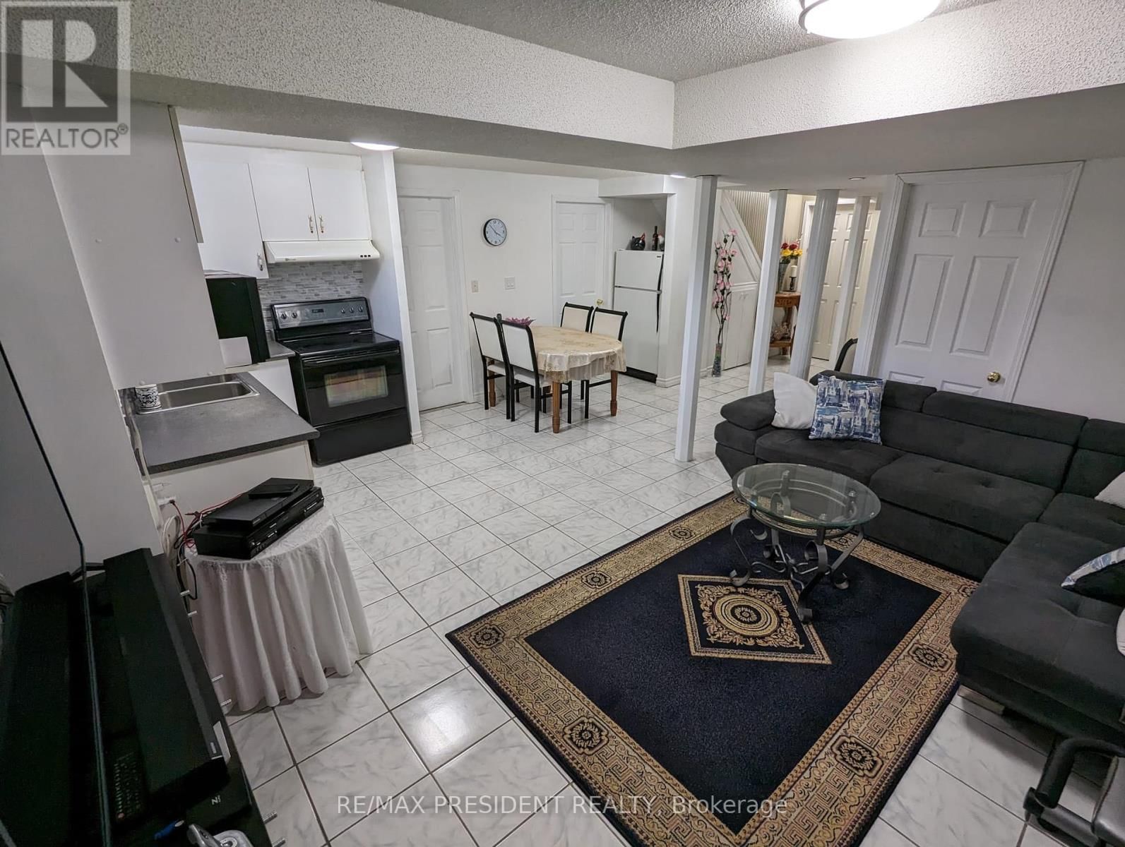 103 CUNNINGHAM DRIVE Image 8