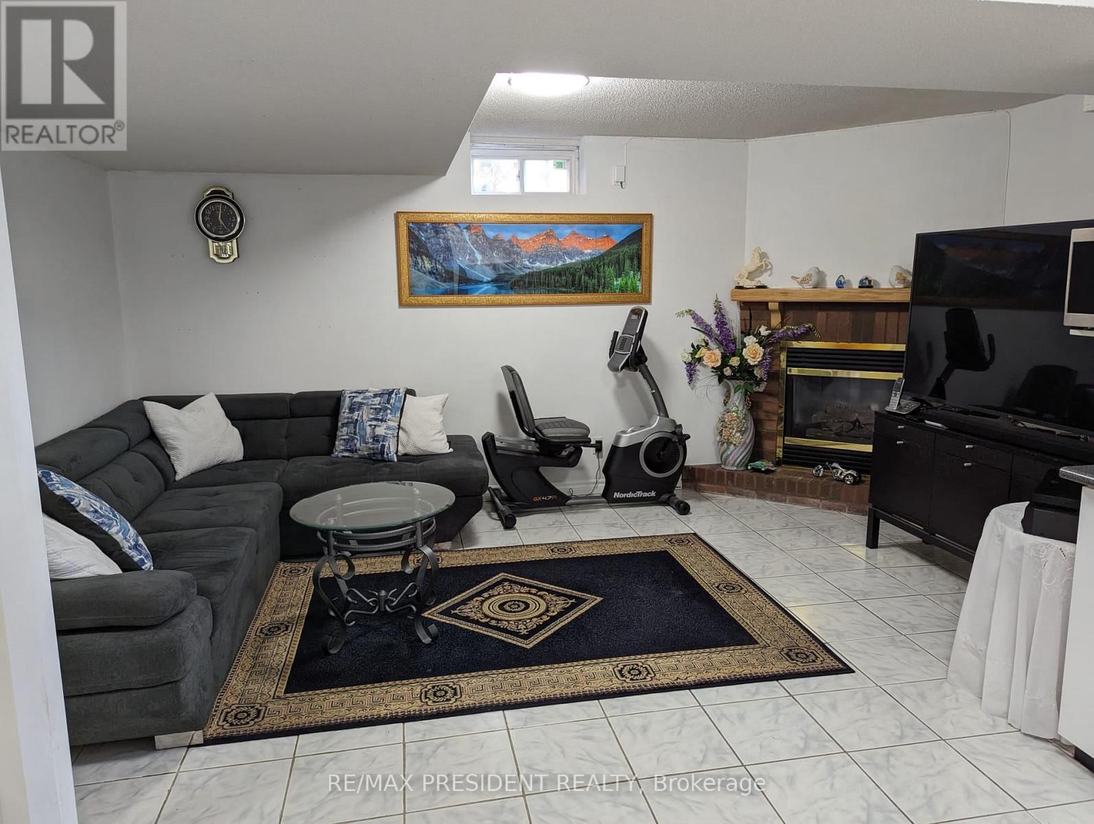 103 CUNNINGHAM DRIVE Image 9
