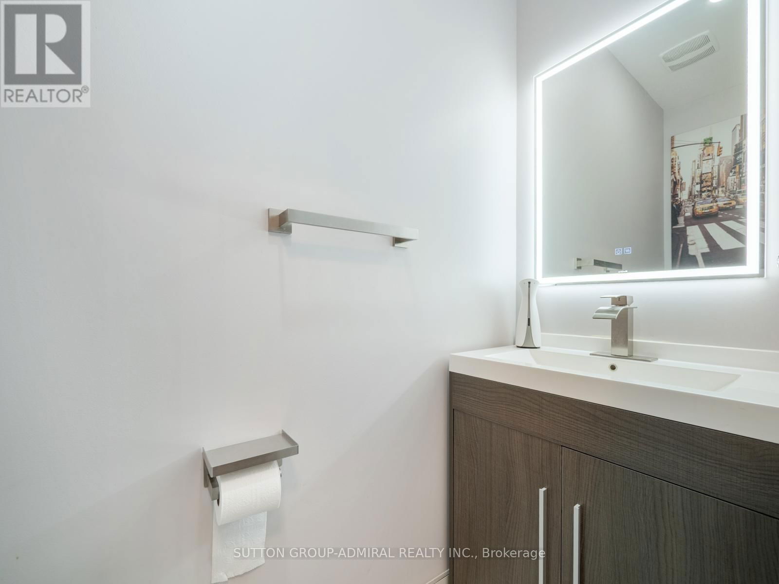 84 HAWKES DRIVE Image 15
