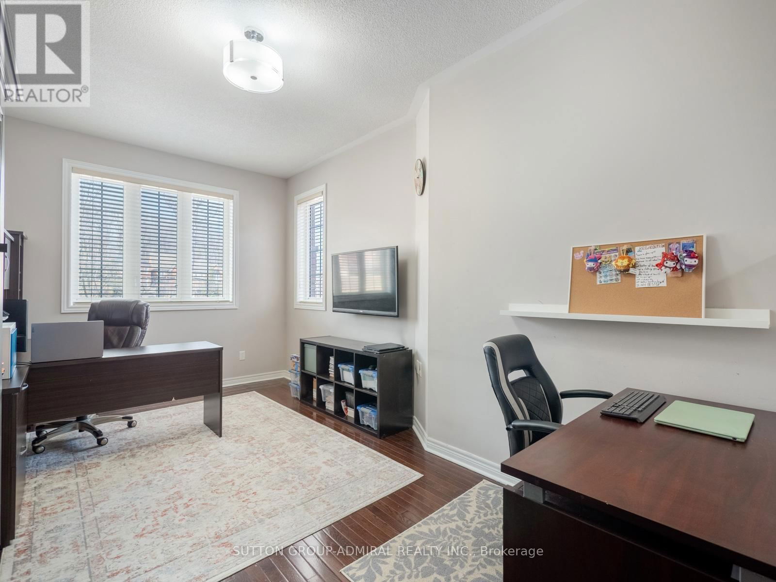 84 HAWKES DRIVE Image 16