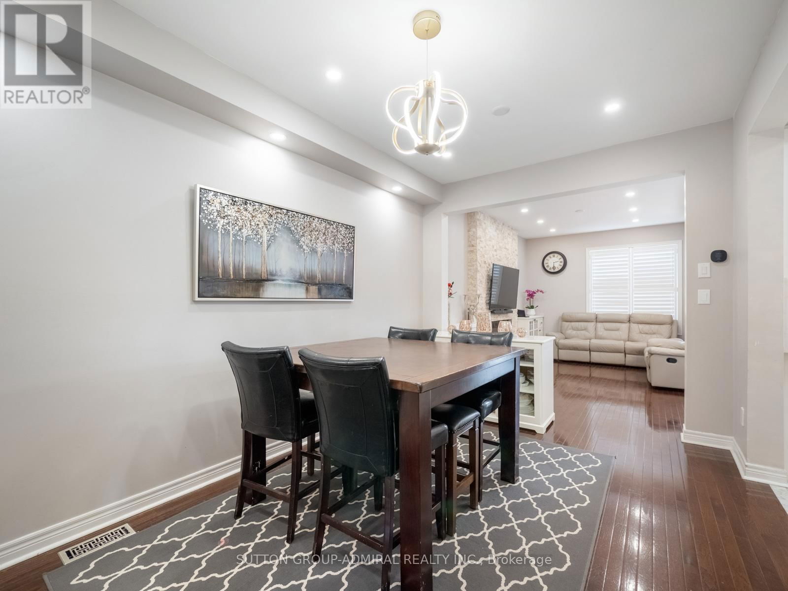 84 HAWKES DRIVE Image 2