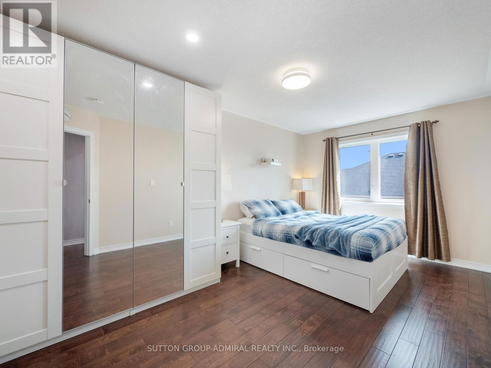 84 HAWKES DRIVE Image 20