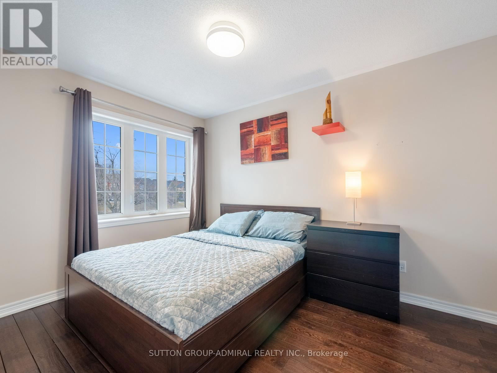 84 HAWKES DRIVE Image 25