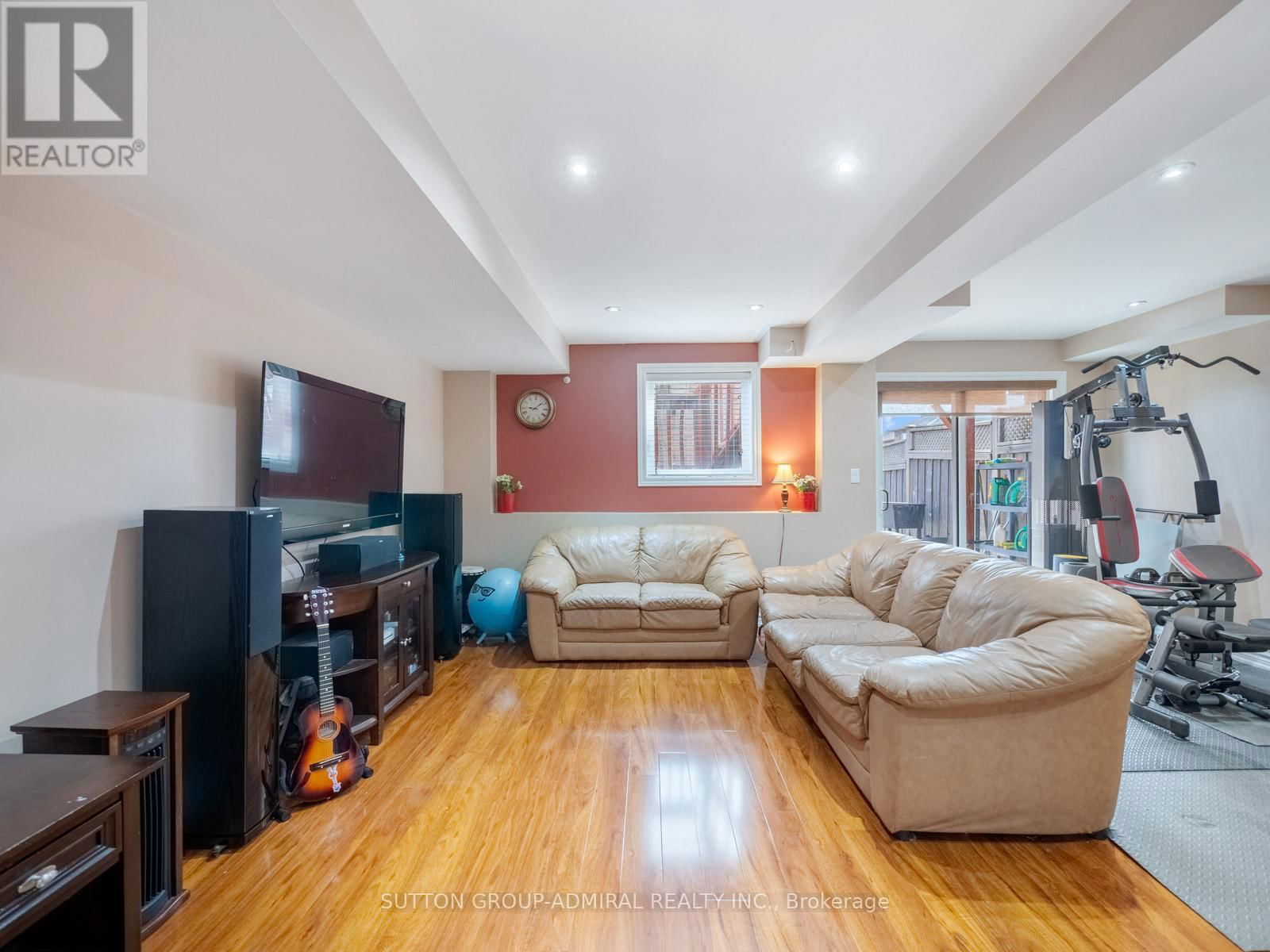 84 HAWKES DRIVE Image 29