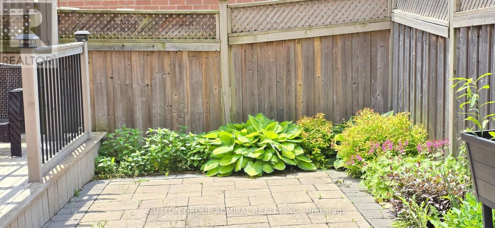 84 HAWKES DRIVE Image 46