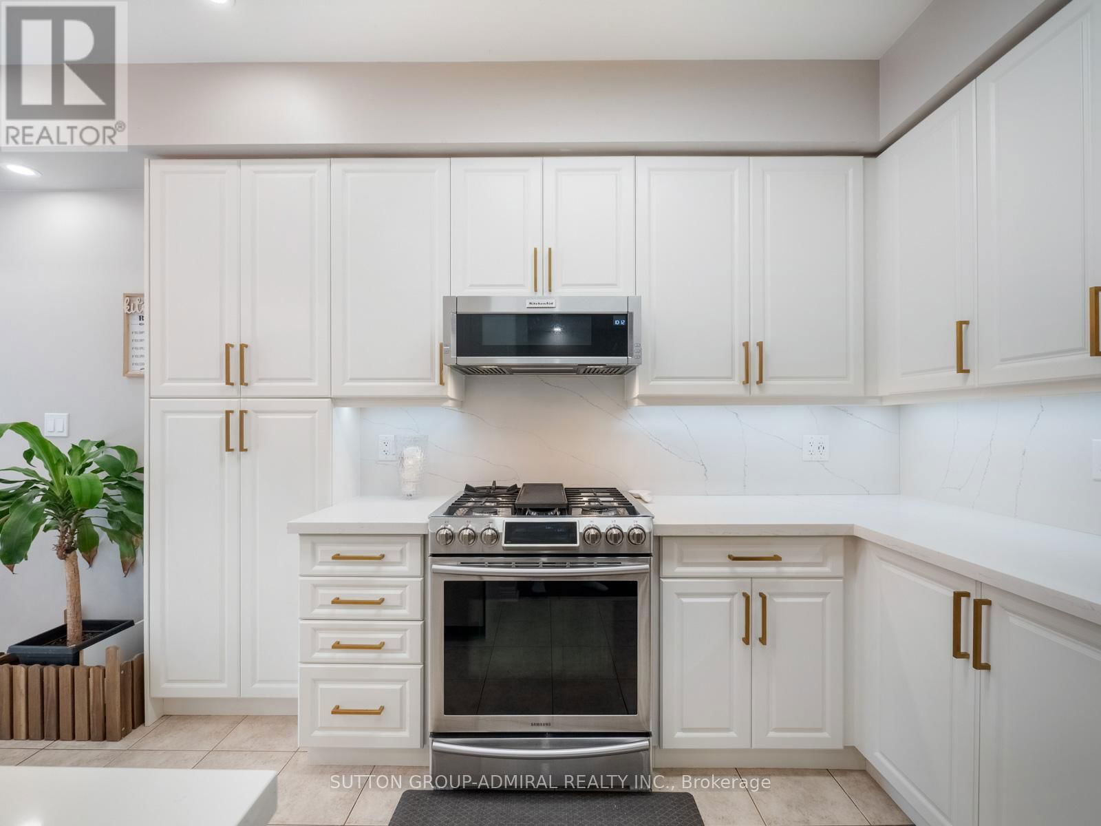 84 HAWKES DRIVE Image 7
