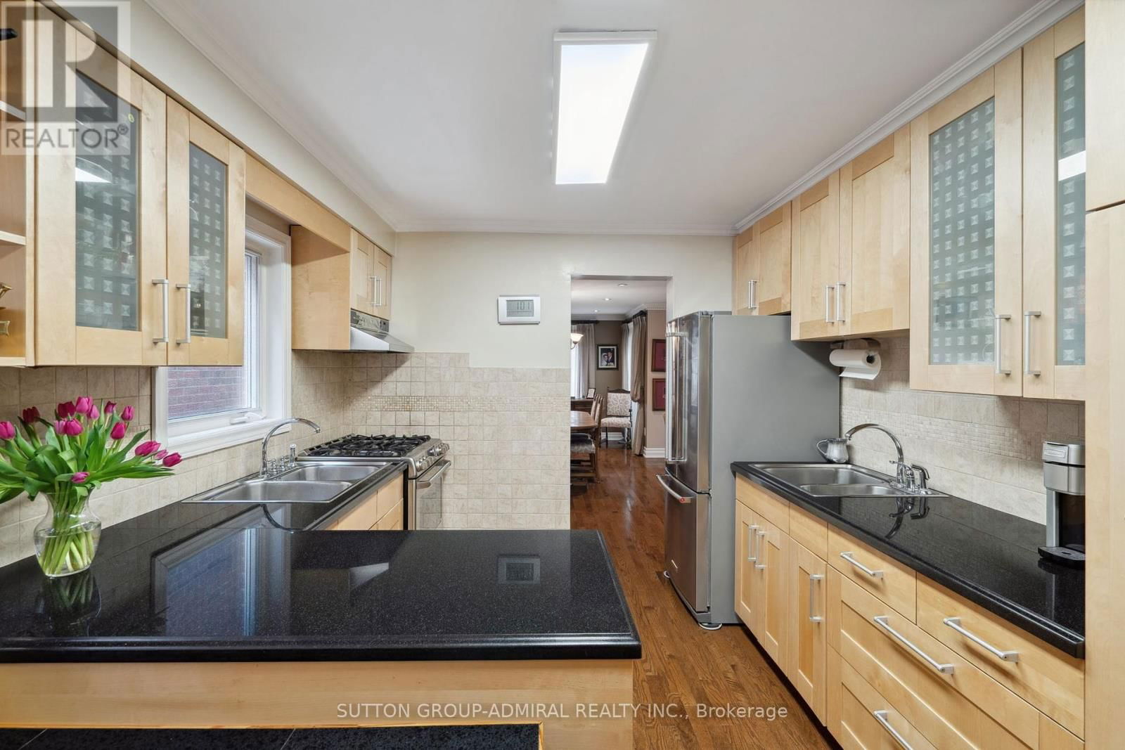 24 PATRICE CRESCENT Image 16