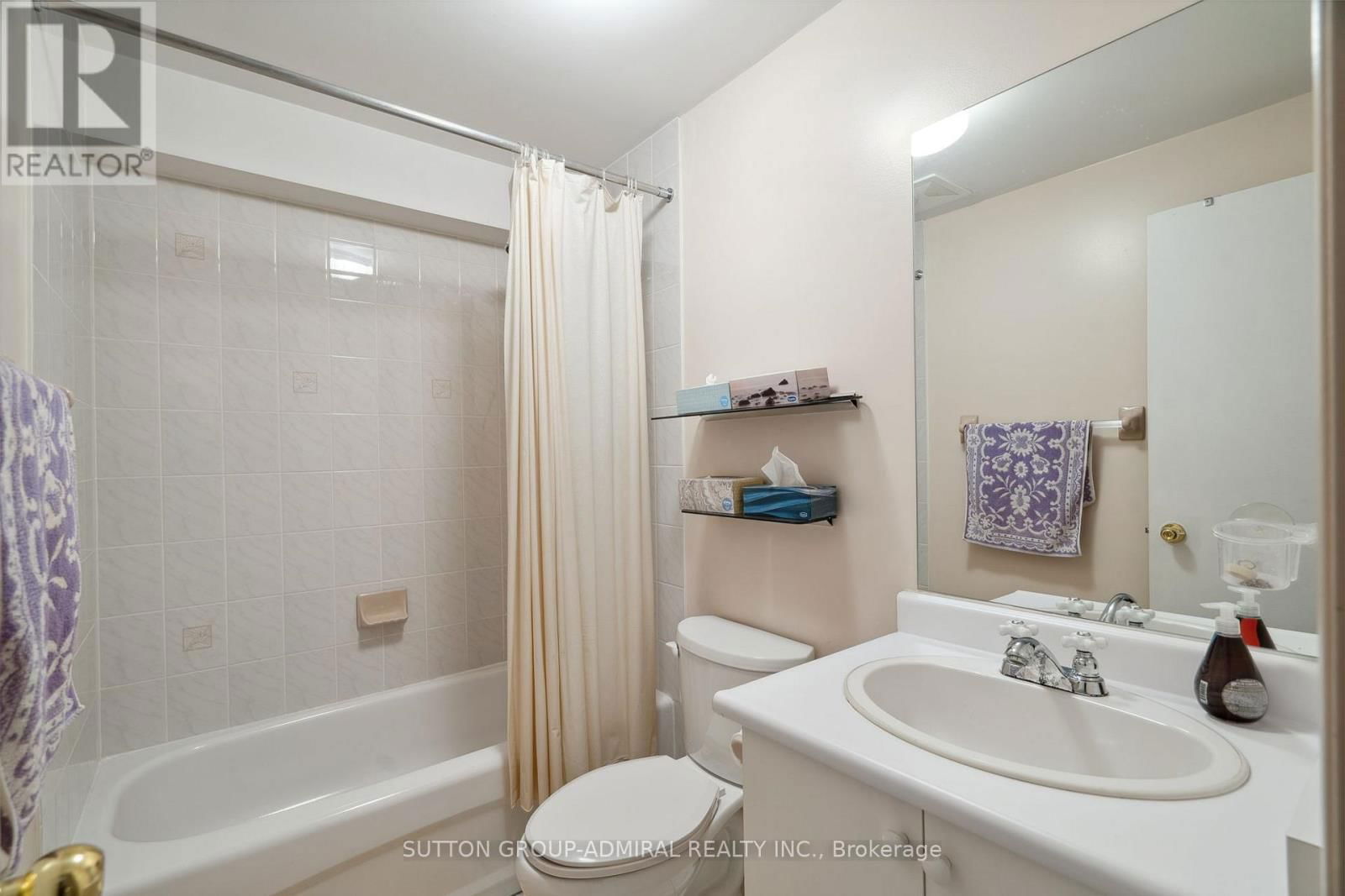 24 PATRICE CRESCENT Image 37