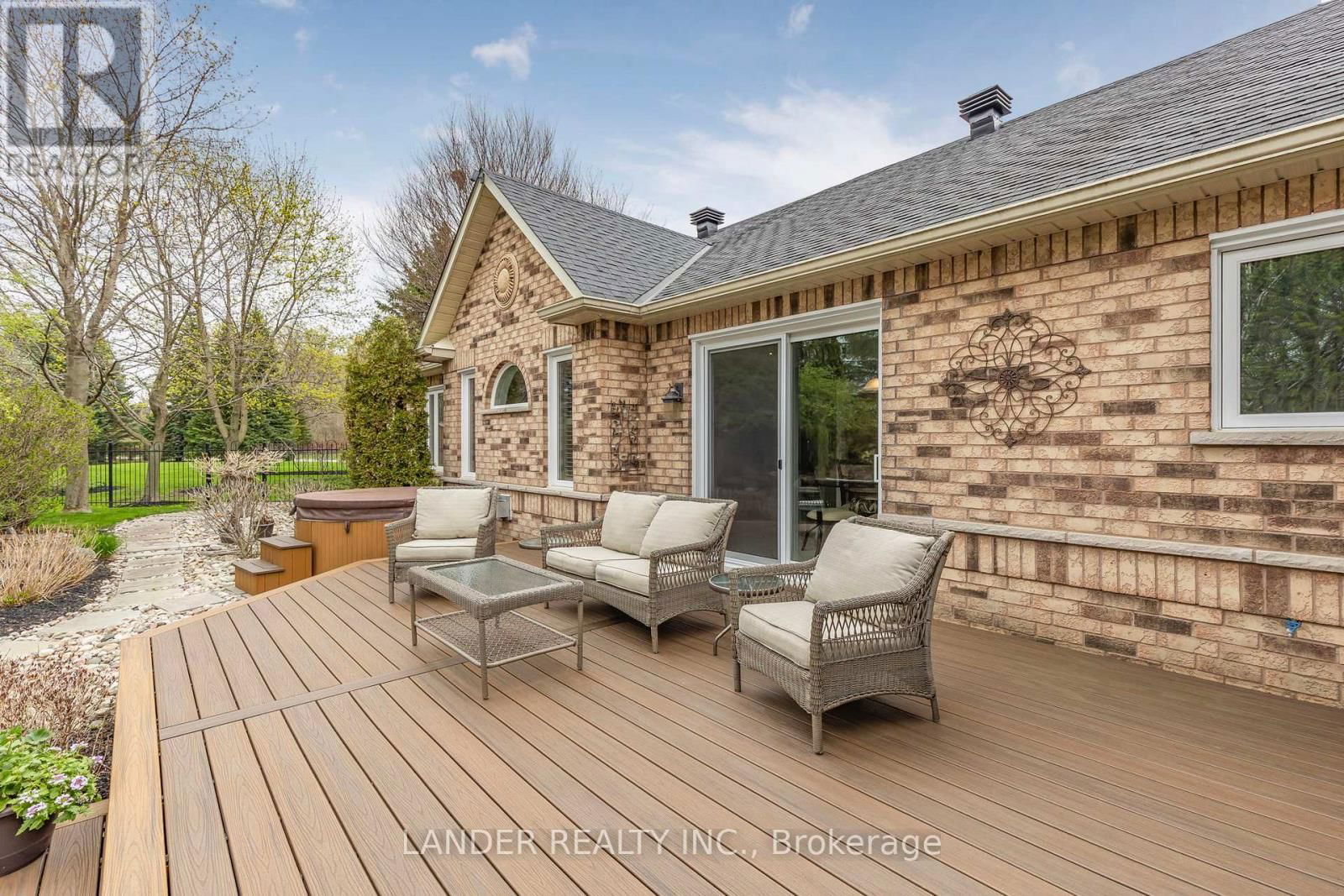 100 COLONEL WAYLING BOULEVARD Image 31