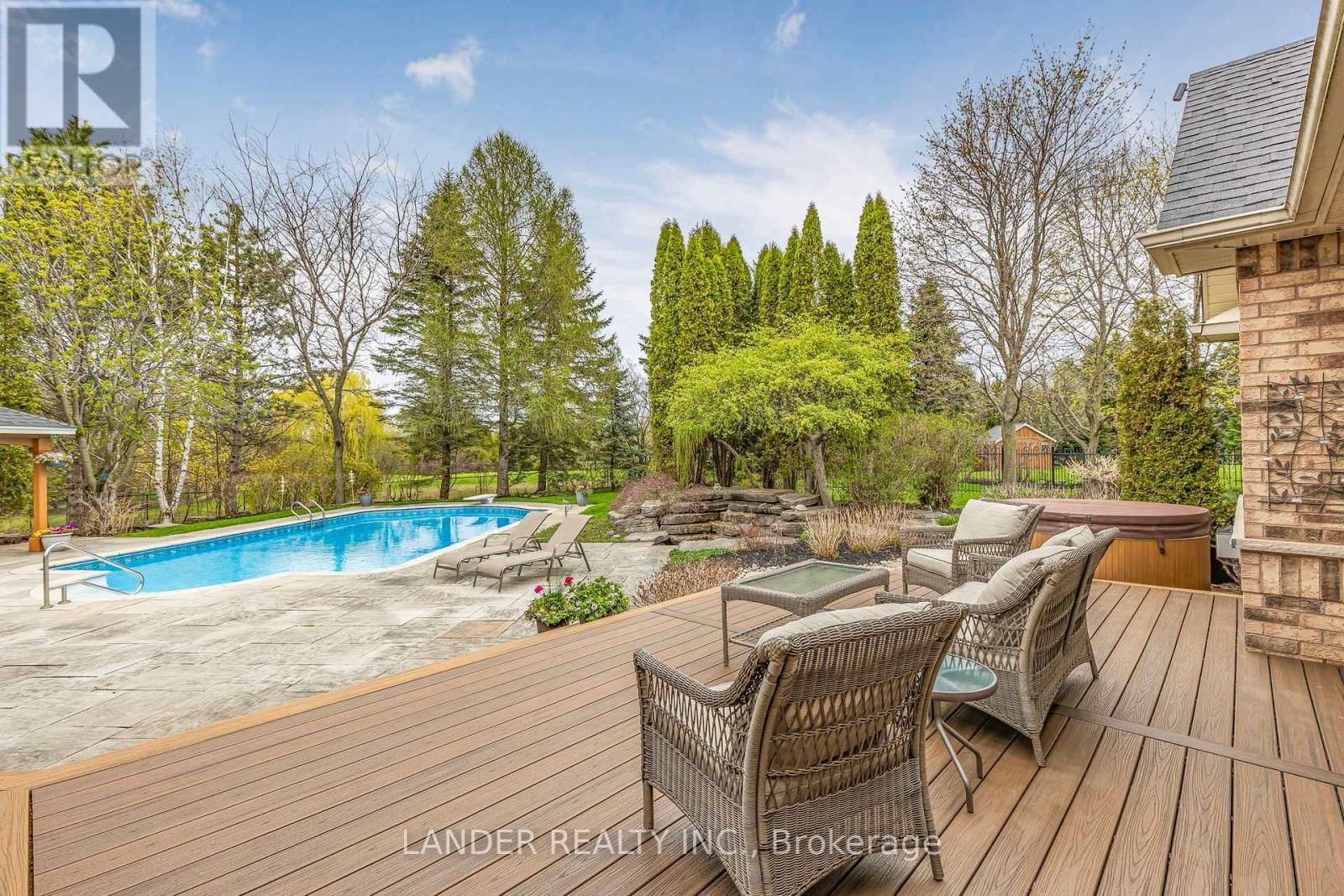 100 COLONEL WAYLING BOULEVARD Image 32
