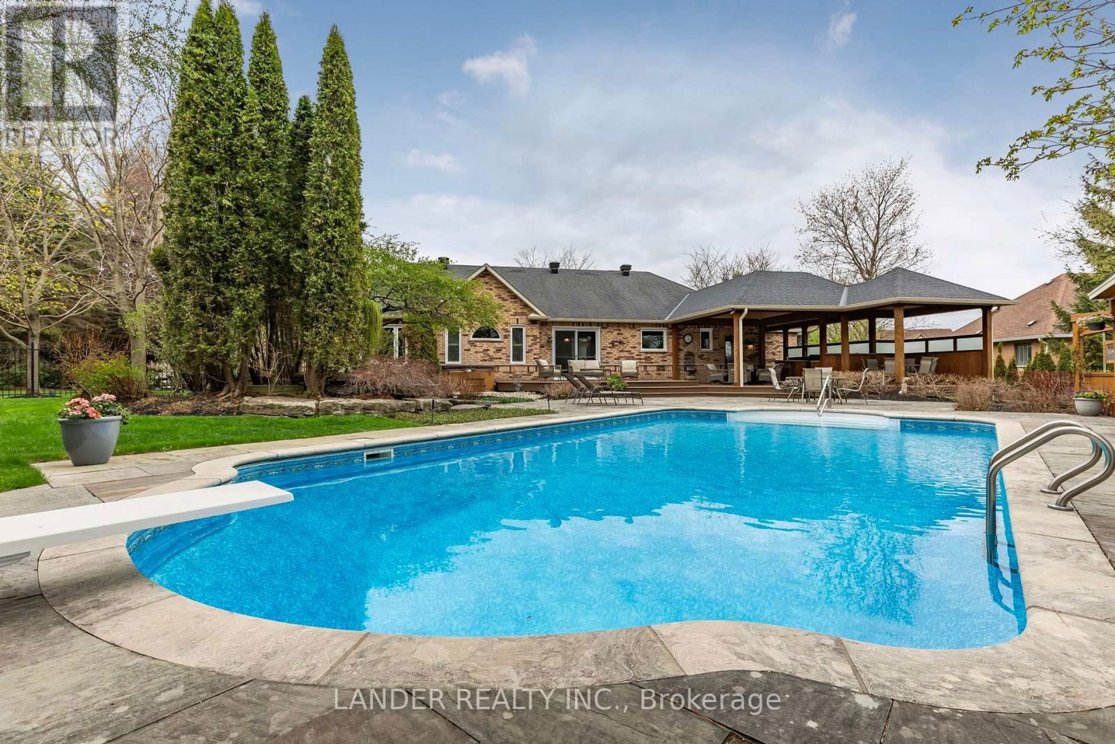 100 COLONEL WAYLING BOULEVARD Image 35