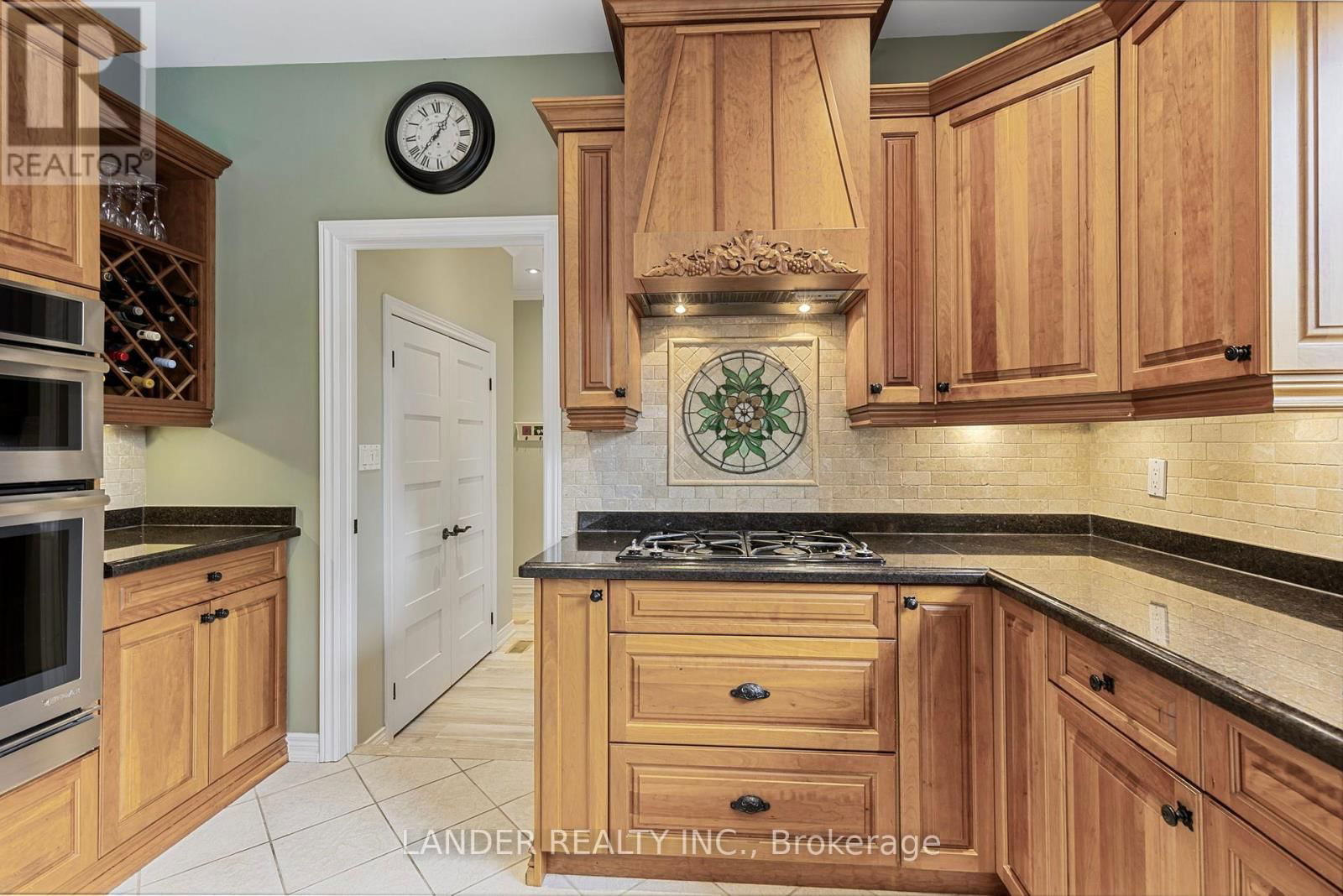 100 COLONEL WAYLING BOULEVARD Image 9