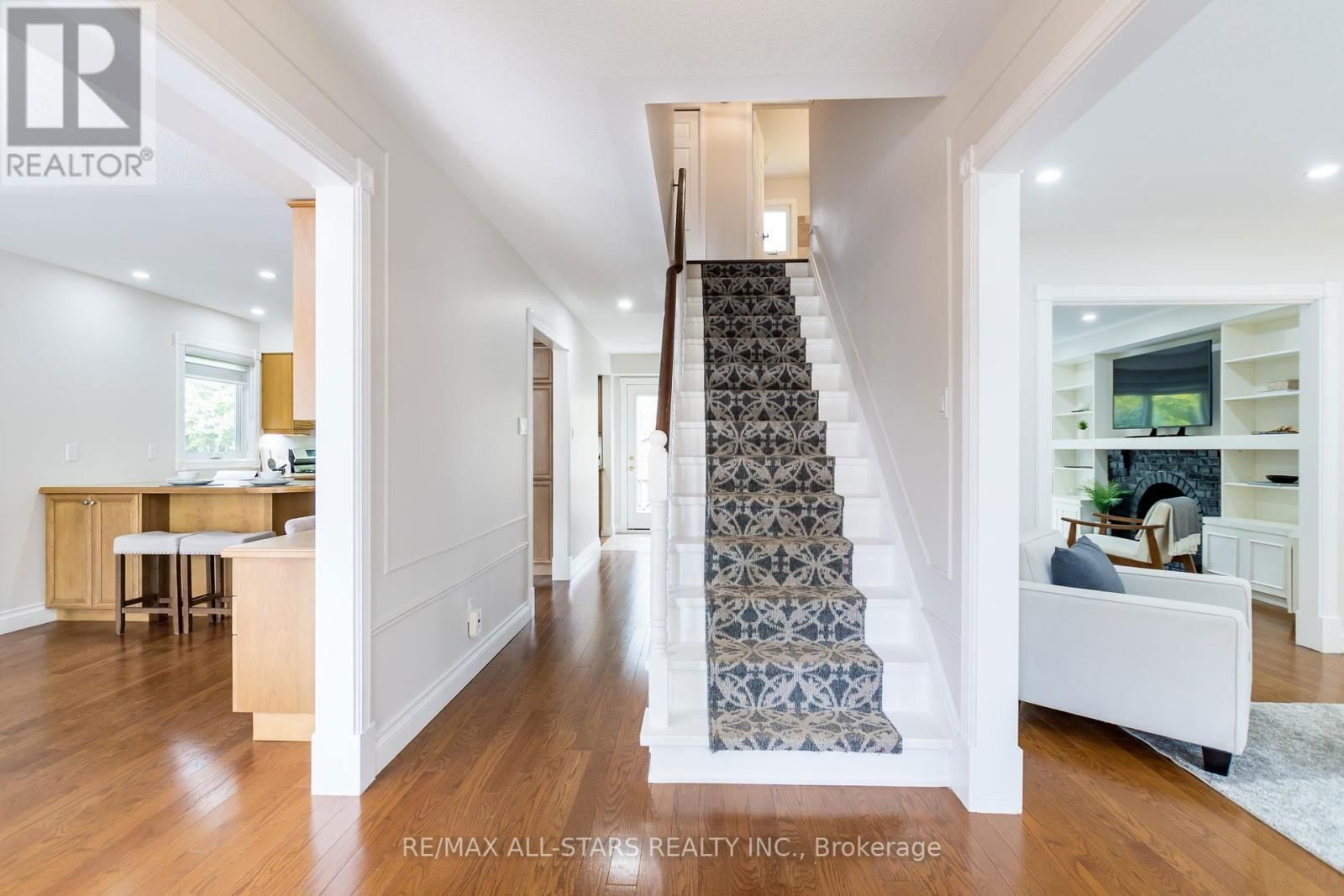 40 SIR GAWAINE PLACE Image 2