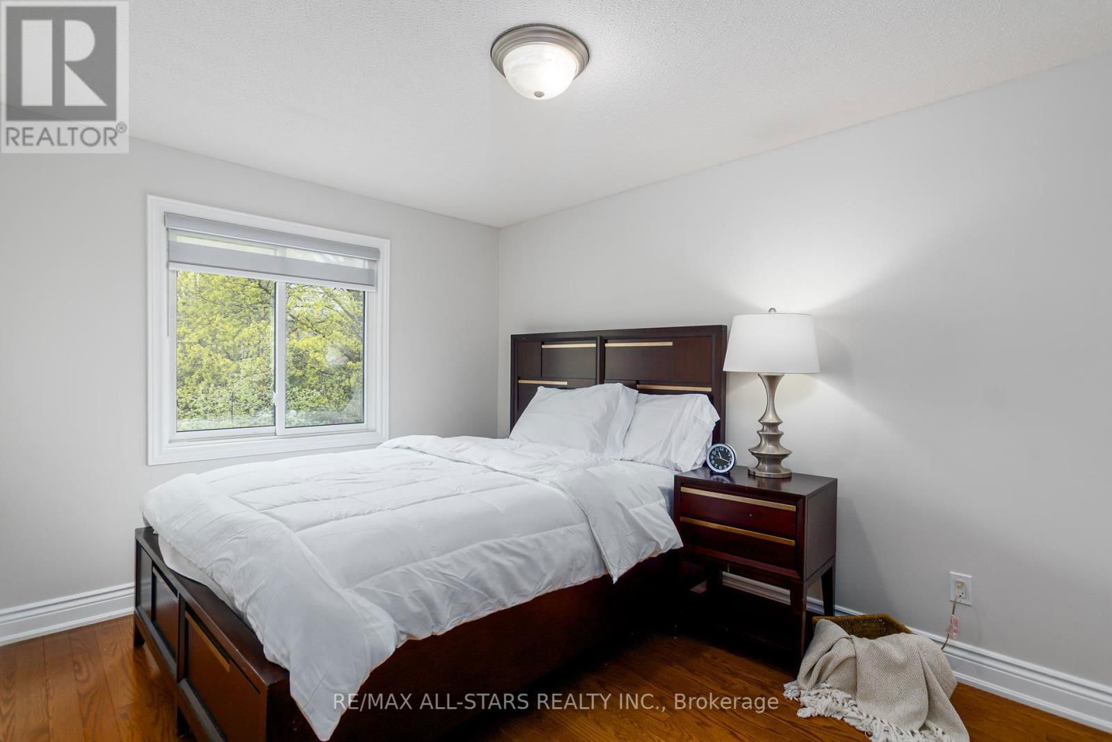 40 SIR GAWAINE PLACE Image 20