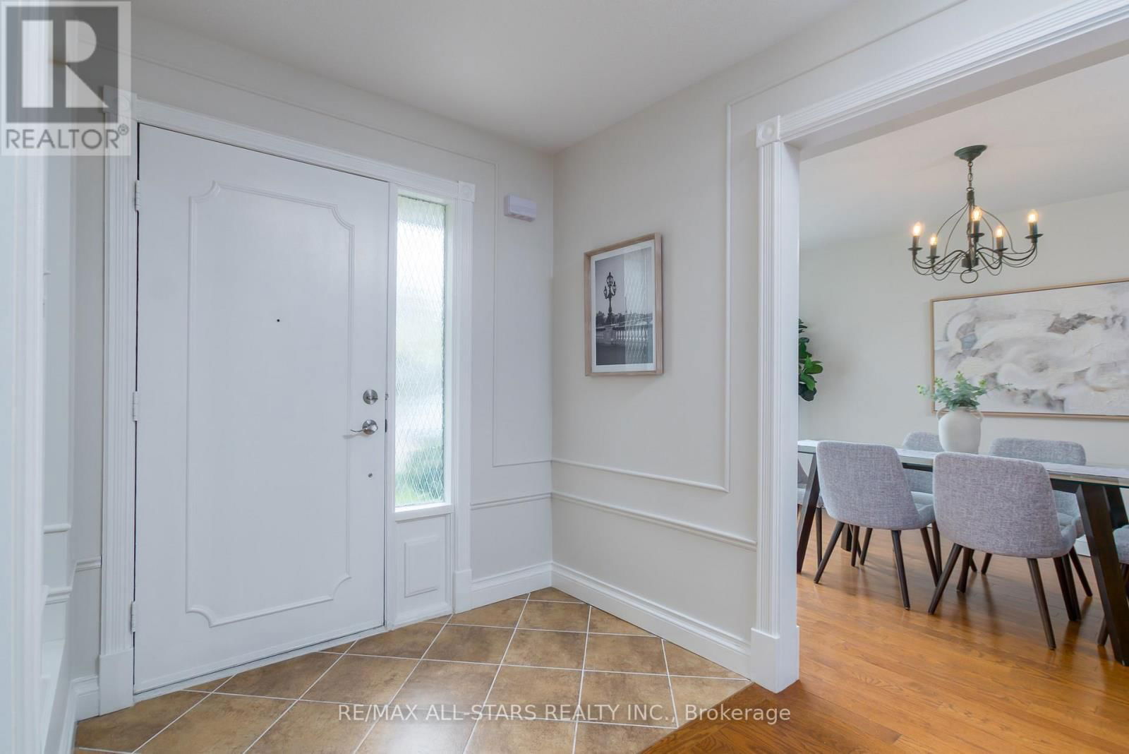40 SIR GAWAINE PLACE Image 3
