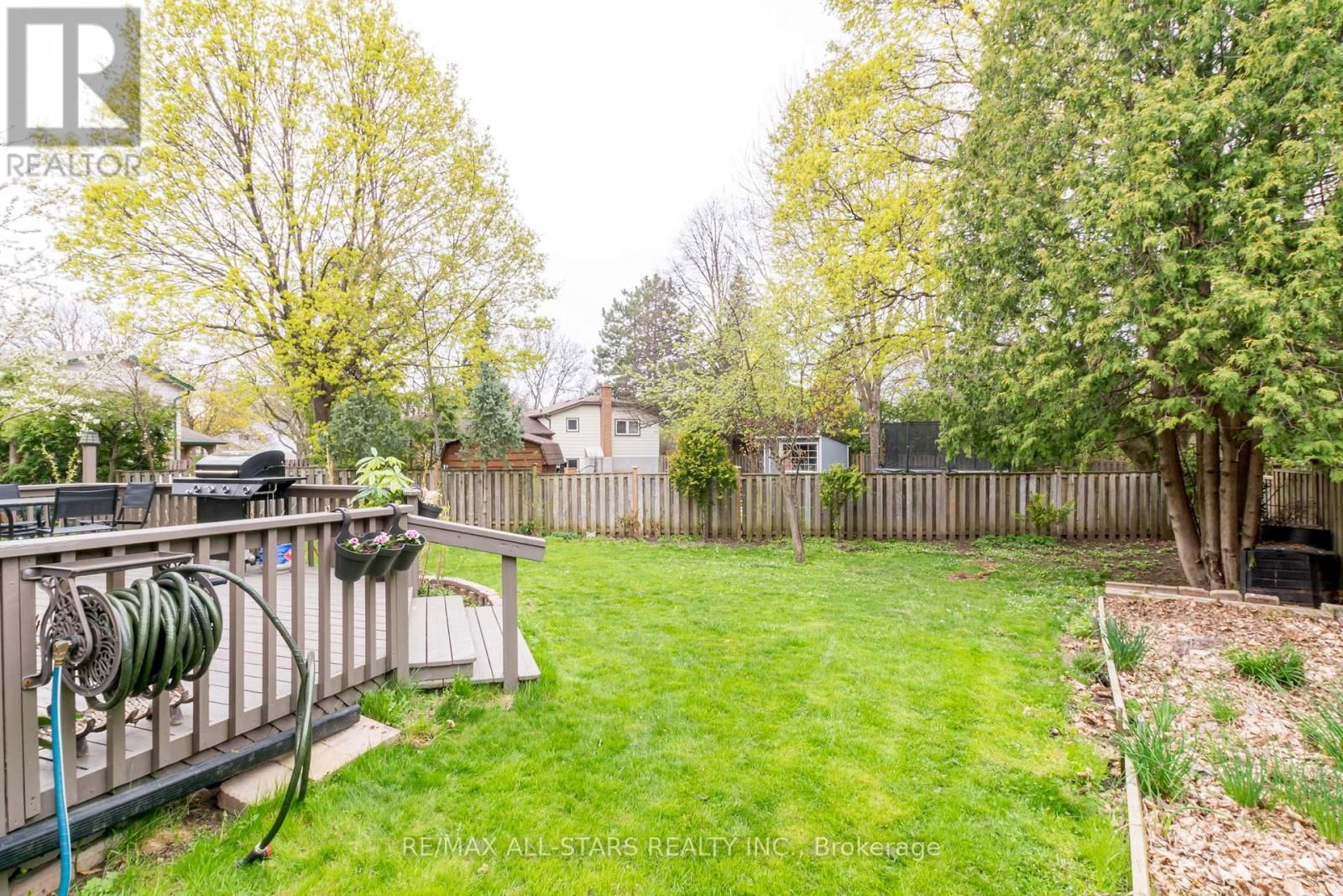 40 SIR GAWAINE PLACE Image 37