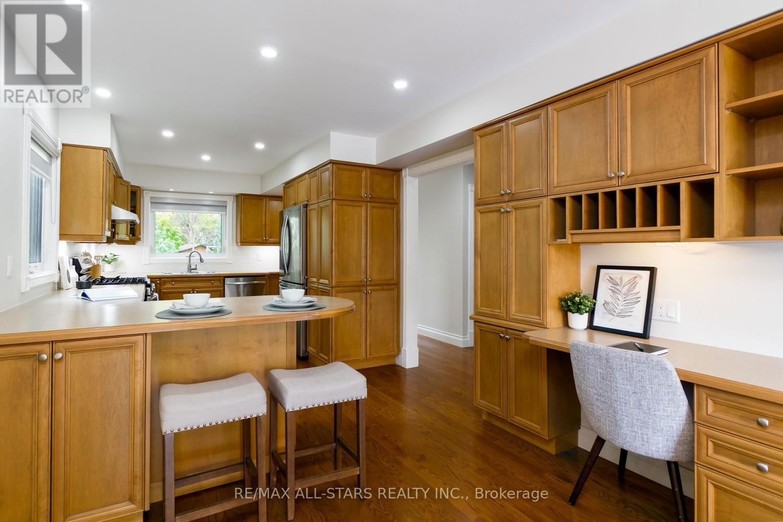 40 SIR GAWAINE PLACE Image 4