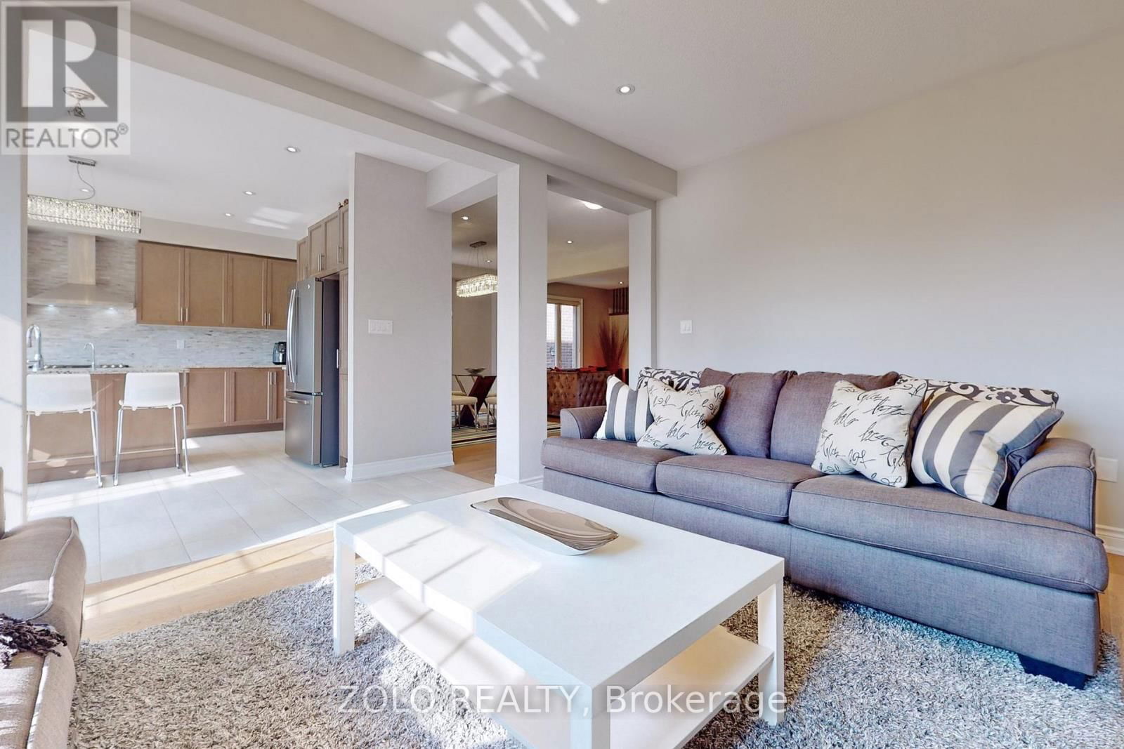 86 BRIARFIELD AVENUE Image 16
