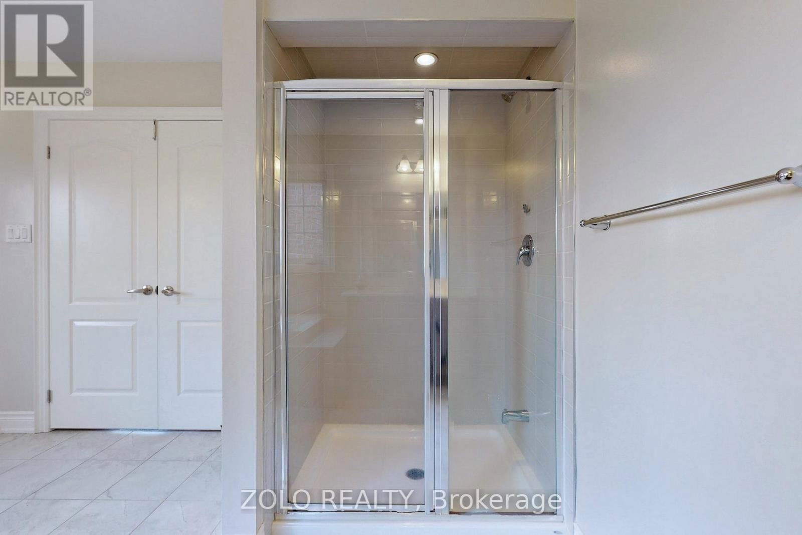86 BRIARFIELD AVENUE Image 32