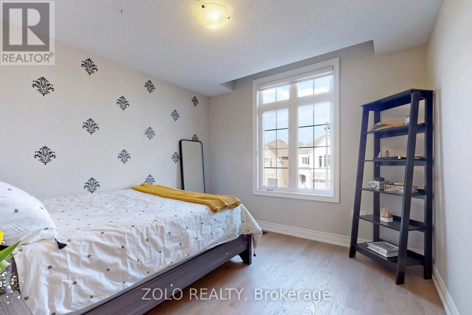 86 BRIARFIELD AVENUE Image 33