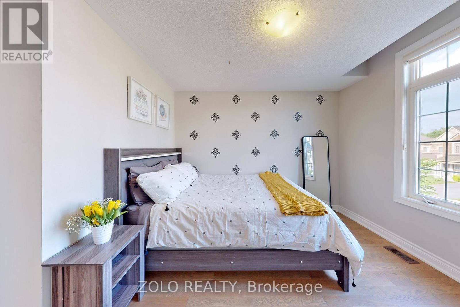 86 BRIARFIELD AVENUE Image 34