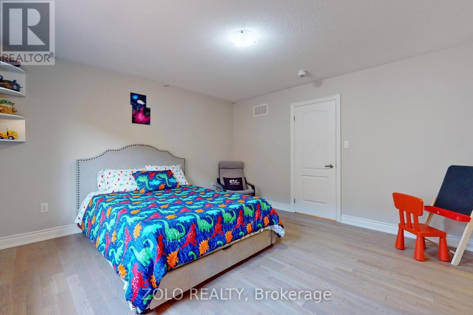 86 BRIARFIELD AVENUE Image 44