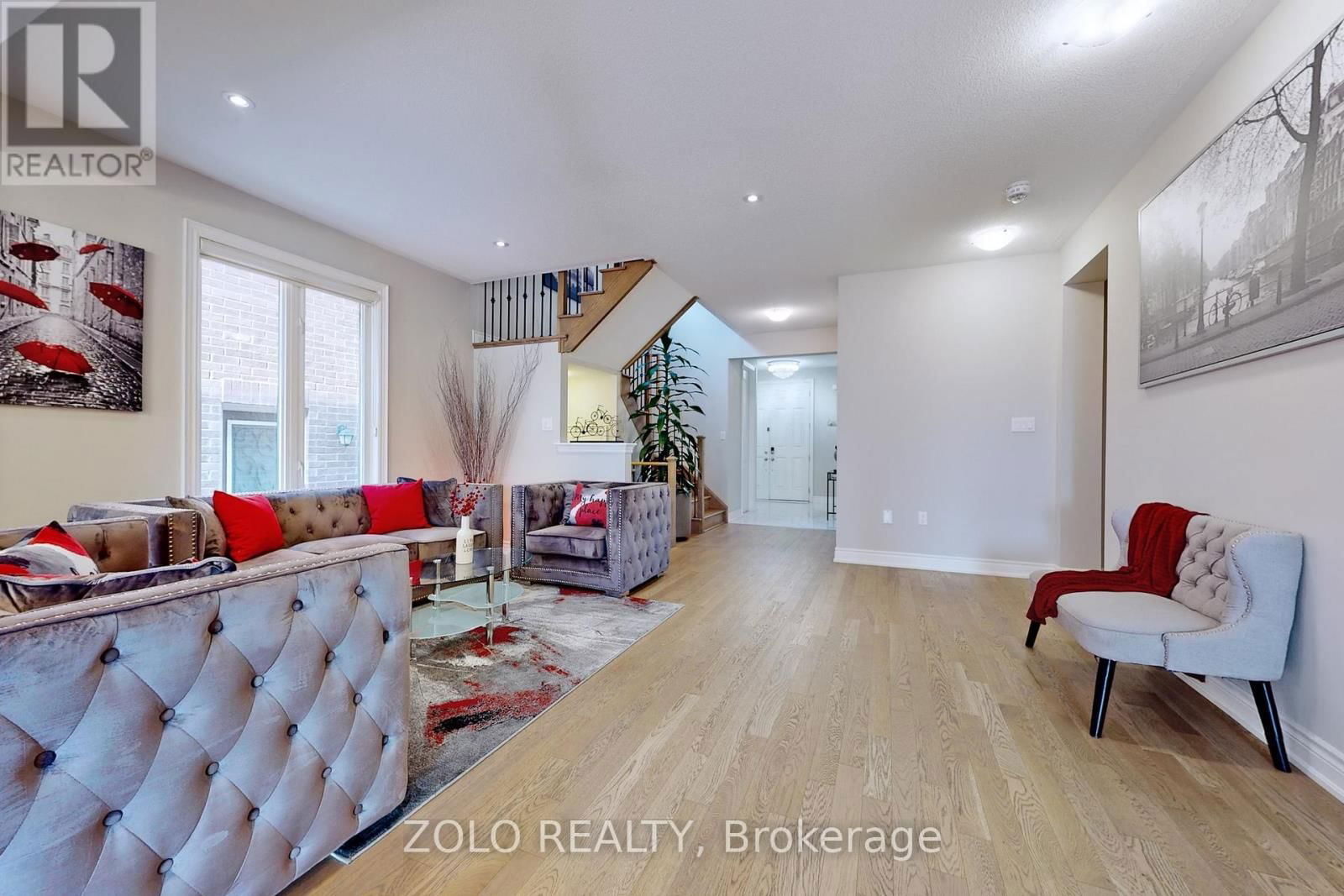 86 BRIARFIELD AVENUE Image 8